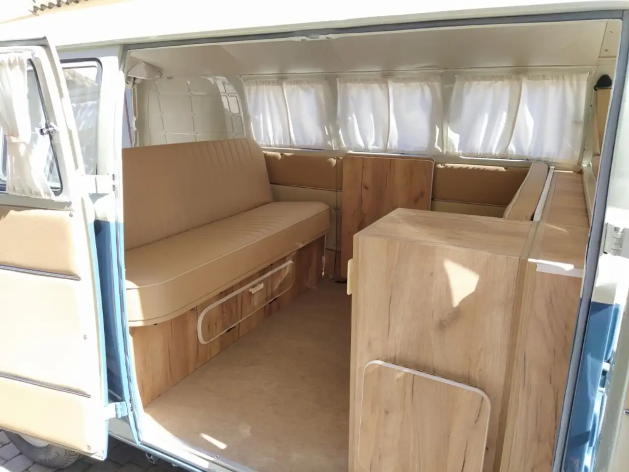 Volkswagen  Bus (Samba), foto 4