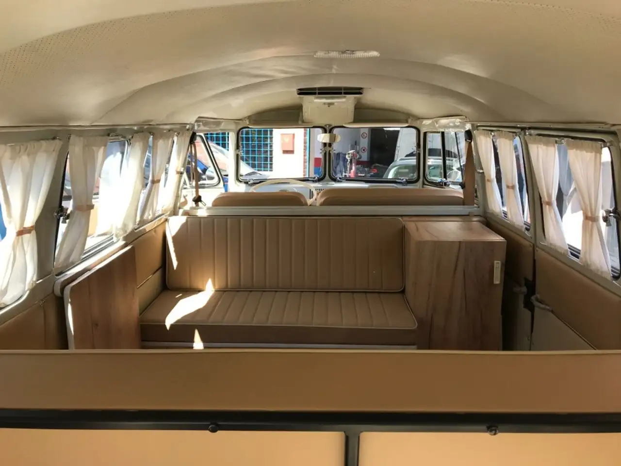 Volkswagen  Bus (Samba), foto 5