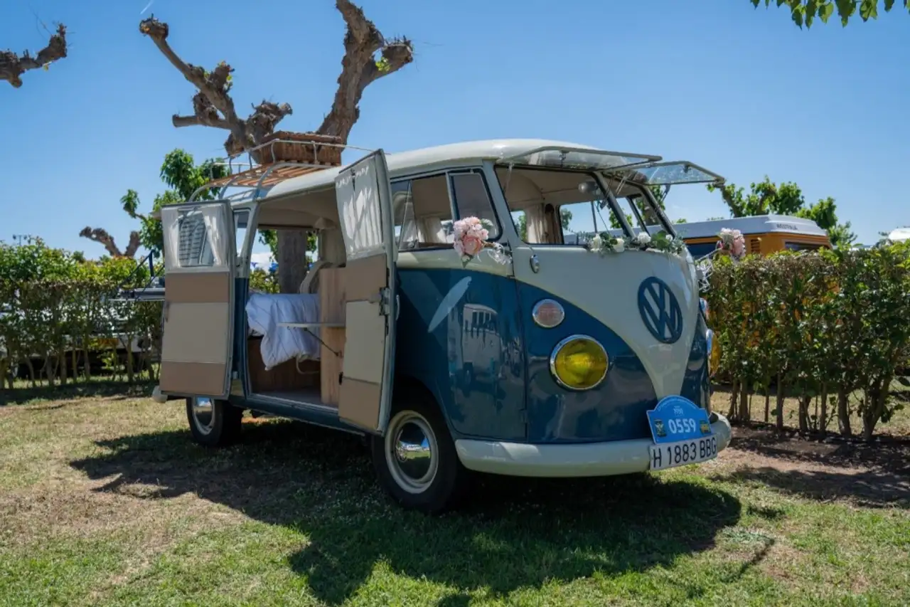 Volkswagen  Bus (Samba), foto 1