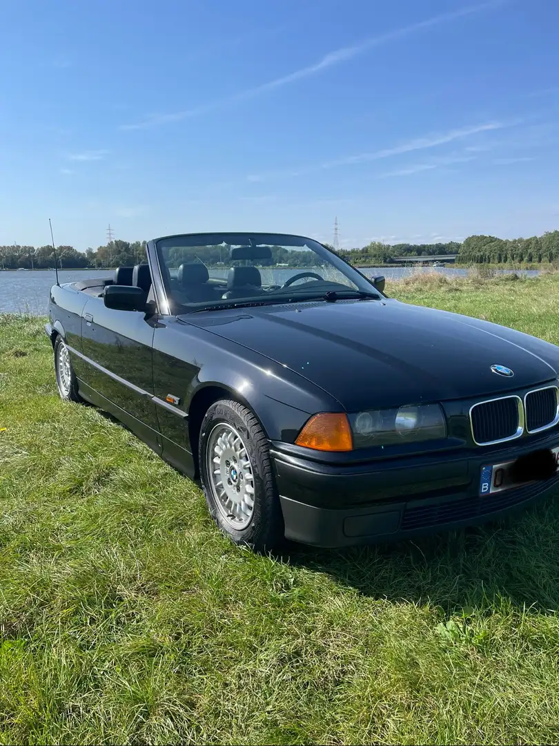 BMW 320 320ia - 2
