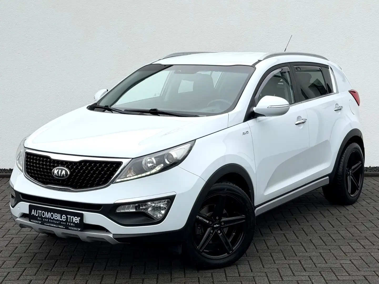 Kia Sportage 2.0d 4WD /LED/AHK/CAM/ Wit - 1