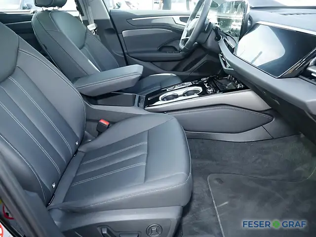 Audi A6 view 6