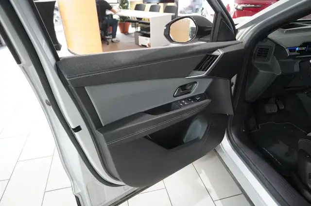 Opel Grandland view 18