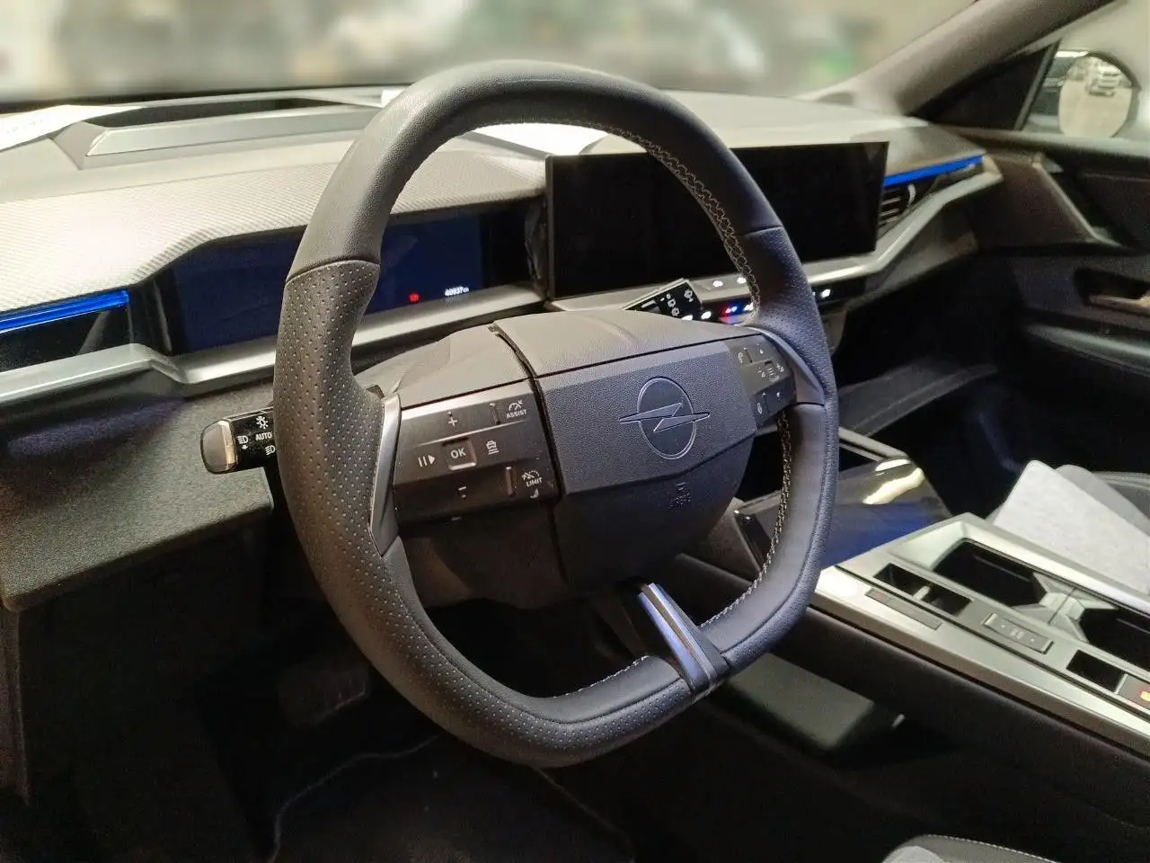 Opel Grandland ELECTRIC GS SPORT 73KWH NAVI/SPORT/AHK, миниатюра 8