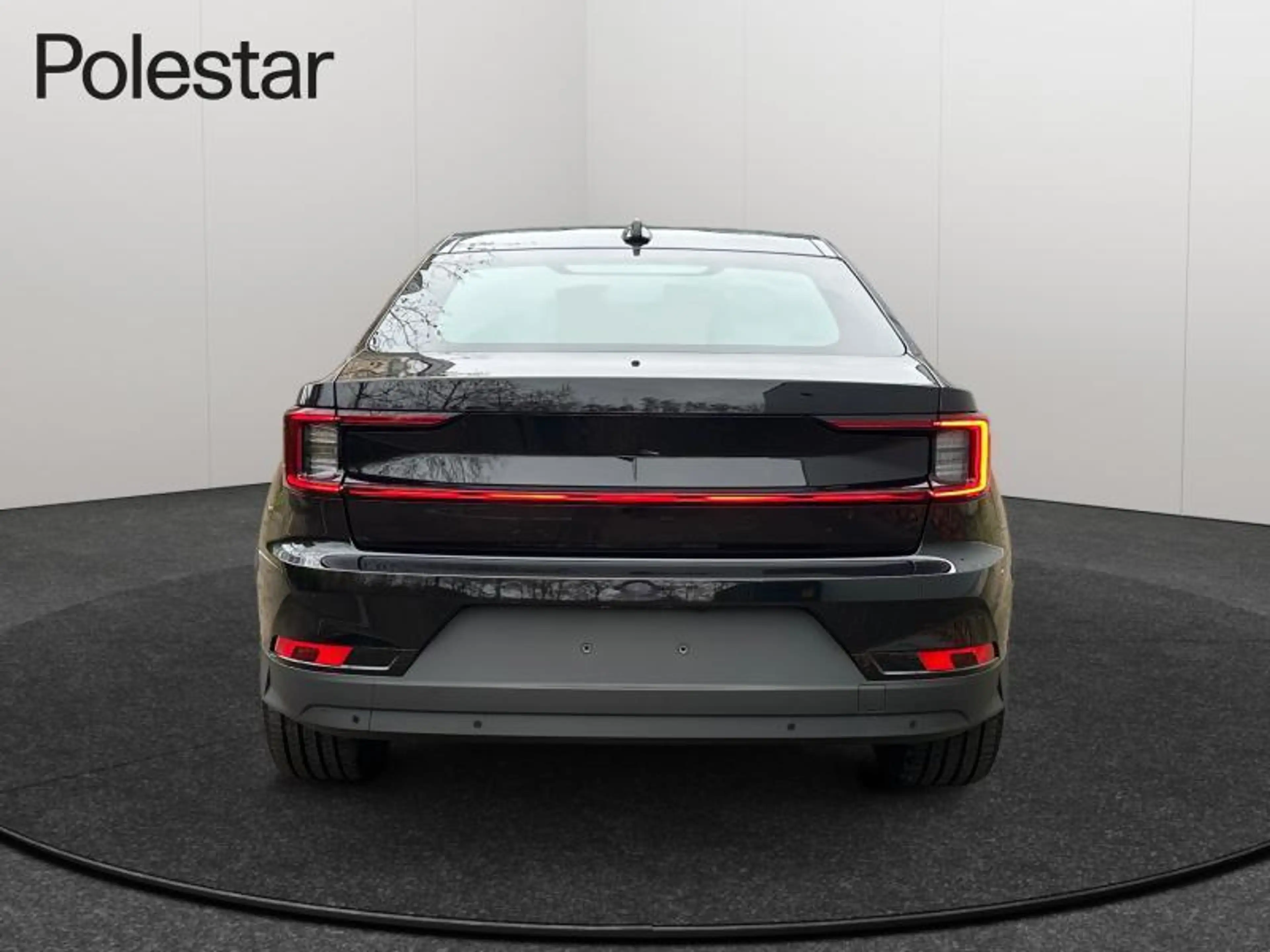 Polestar 2 Long Range Single Motor MY25 — photo 6