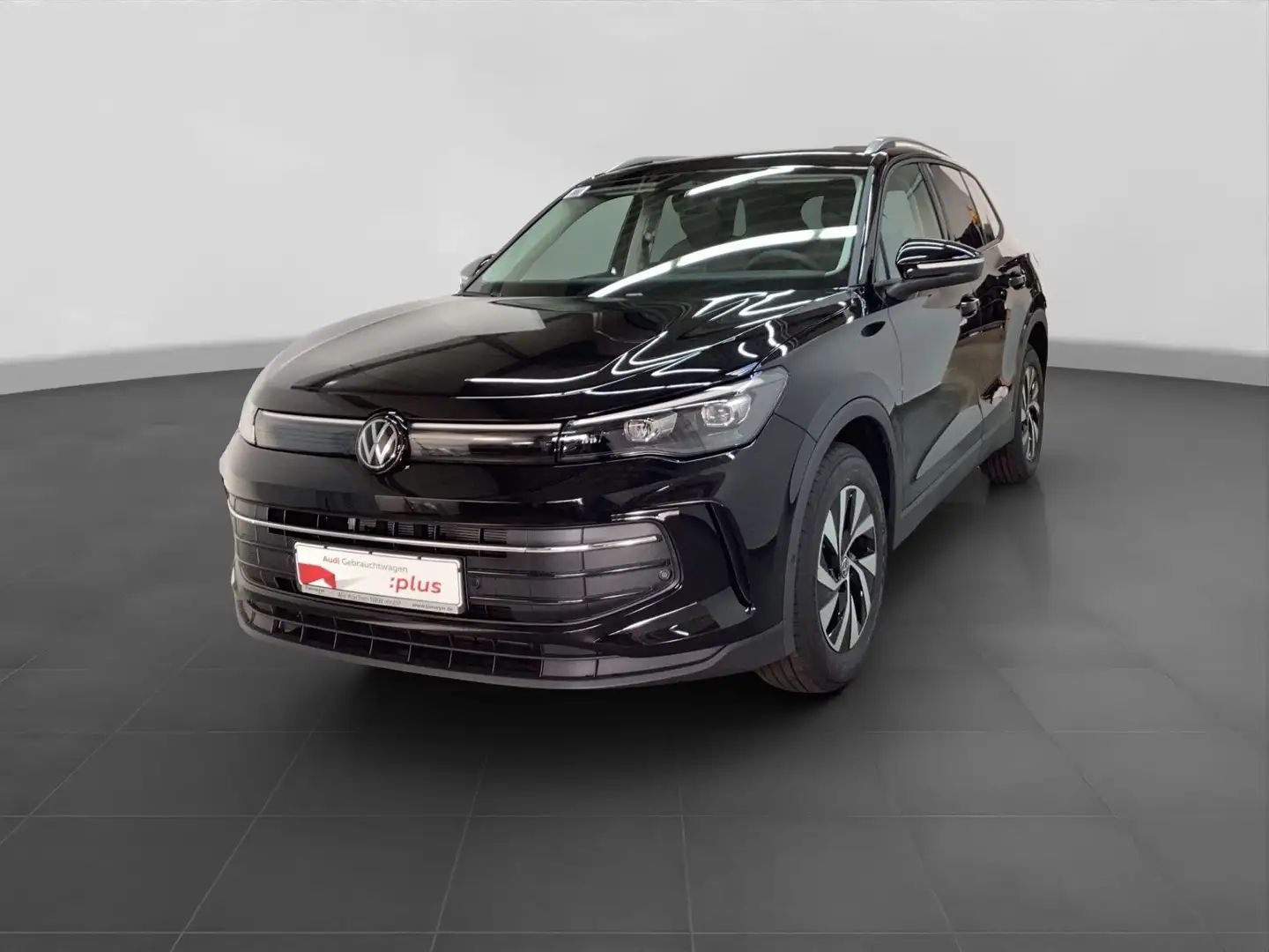 Volkswagen Tiguan 1.5 eTSI DSG LIFE PANO AHK LED+ KAMERA AC Zwart - 2