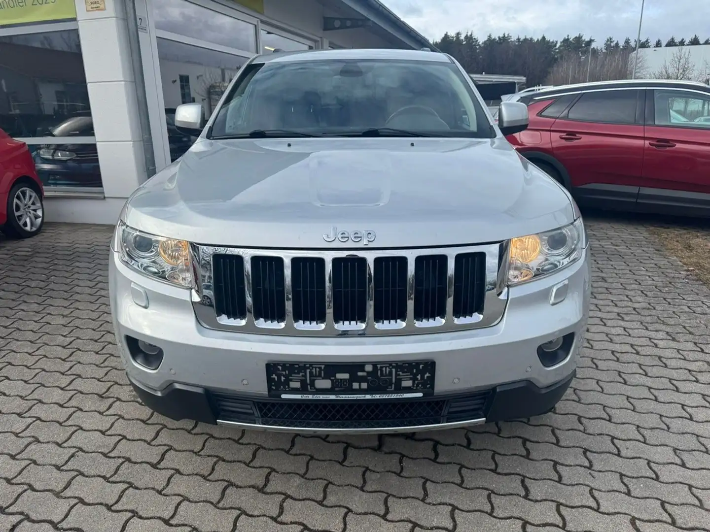 Jeep Grand Cherokee 3.0 CRD Limited - Grau - 2
