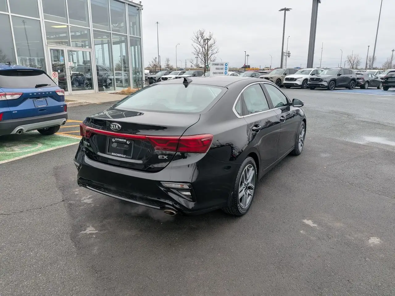Kia Forte снимка Kia Forte