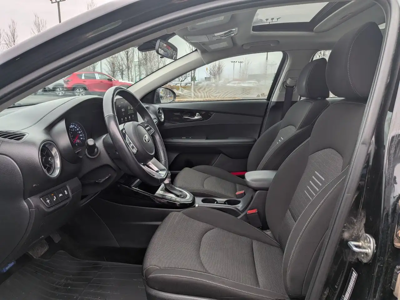 Kia Forte снимка Kia Forte