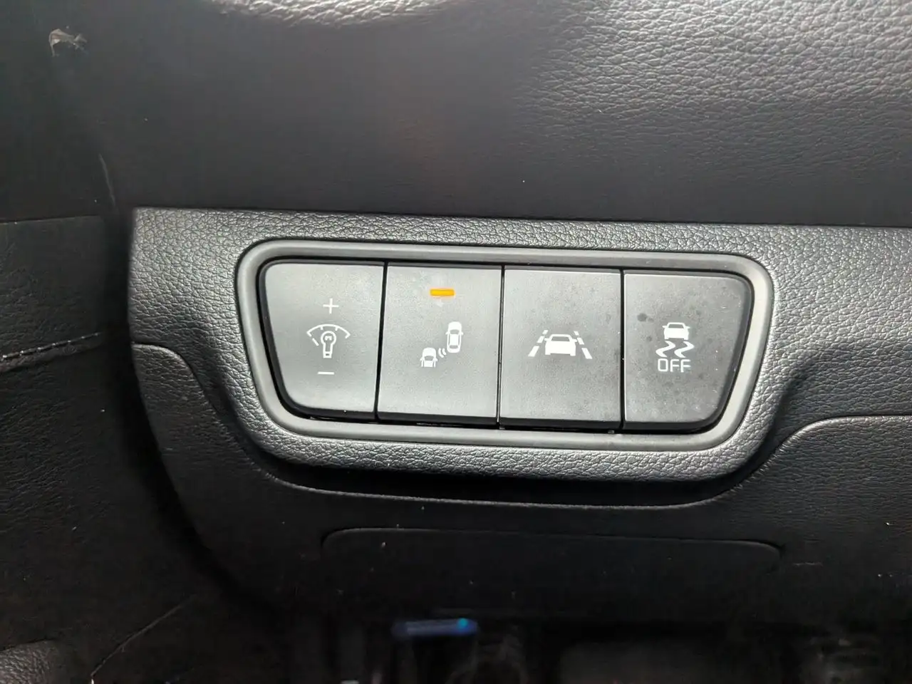 Kia Forte снимка Kia Forte