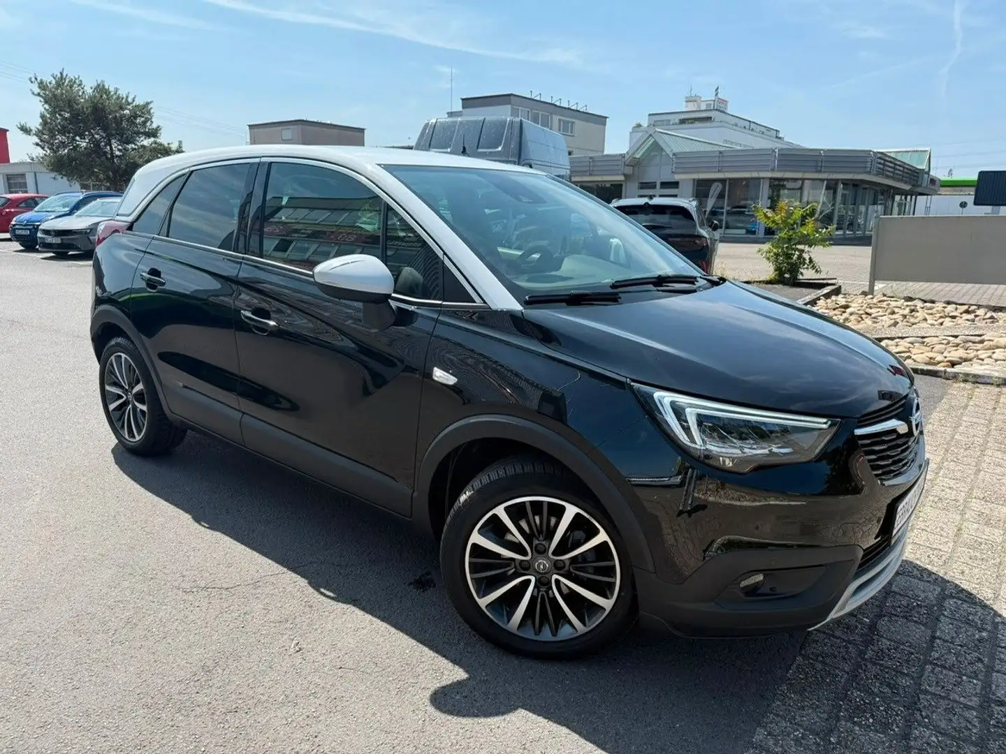 Opel Crossland X Inno. 1.2 (130PS) RFK, SHZ, LHZ Schwarz - 1