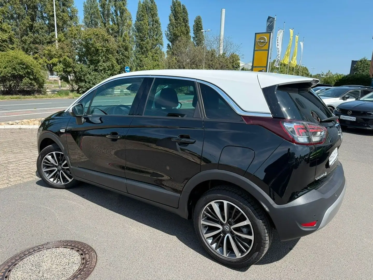Opel Crossland X Inno. 1.2 (130PS) RFK, SHZ, LHZ Schwarz - 2
