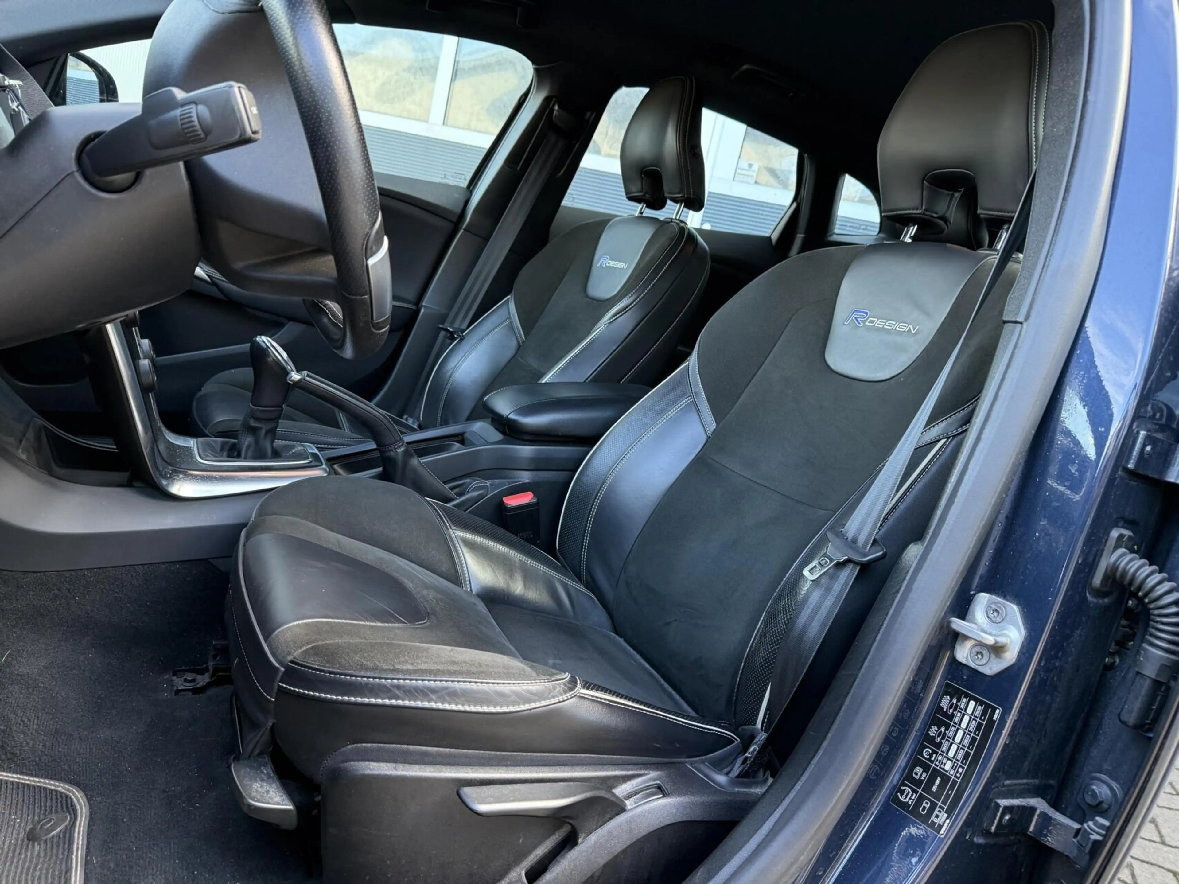 Volvo V40 1.6 T3 R-Design | Xenon | Alcantara/Leder | Camera — photo 5