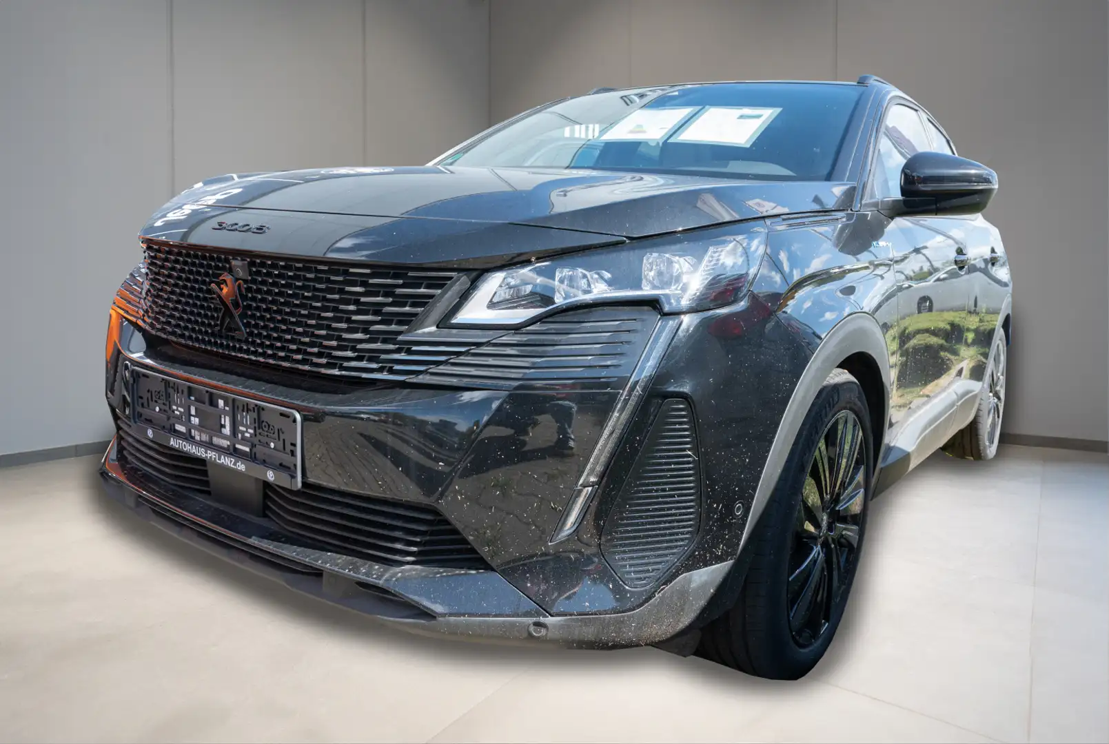 Peugeot 3008 GT Pack 1.6 Hybrid4 300 EAT8 Schwarz - 1