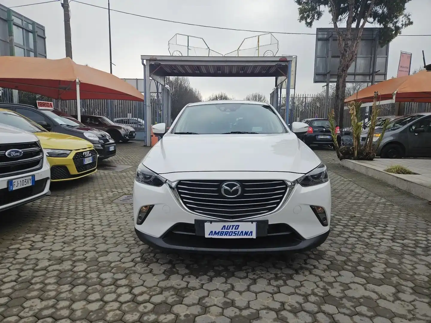 Mazda CX-3 CX-3 1.5d Exceed awd 105cv 4x4 Bianco - 2