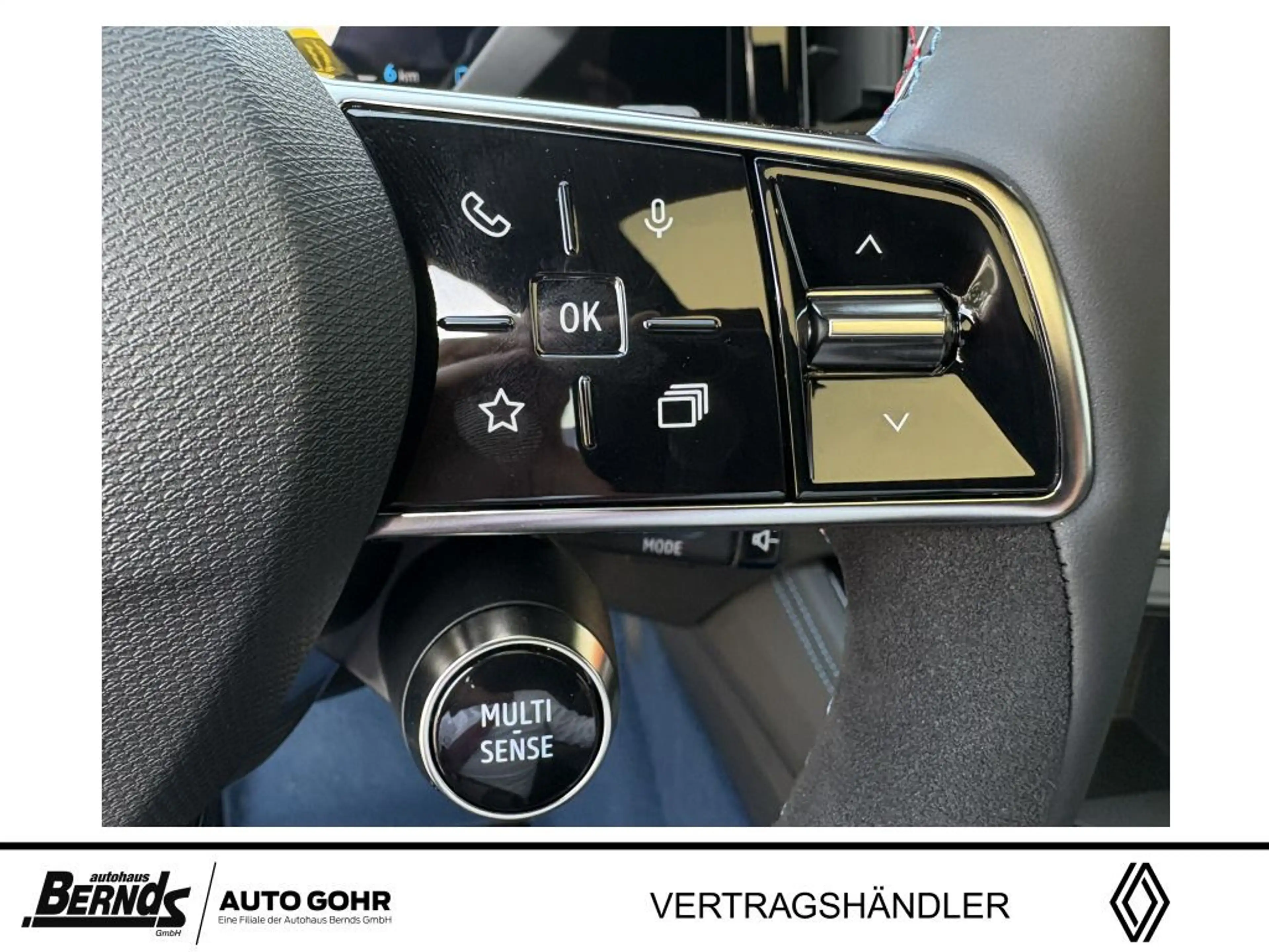 Renault Rafale E-Tech Plug-in Hybrid 300 4x4 Atelier Alpine Solar — photo 11