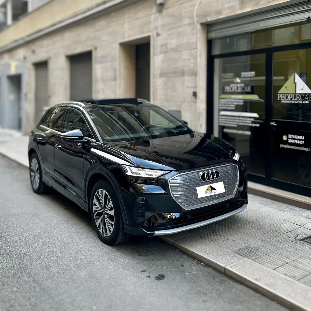 Audi Q4 e-tron 40 e-tron S line edition Negro - 2