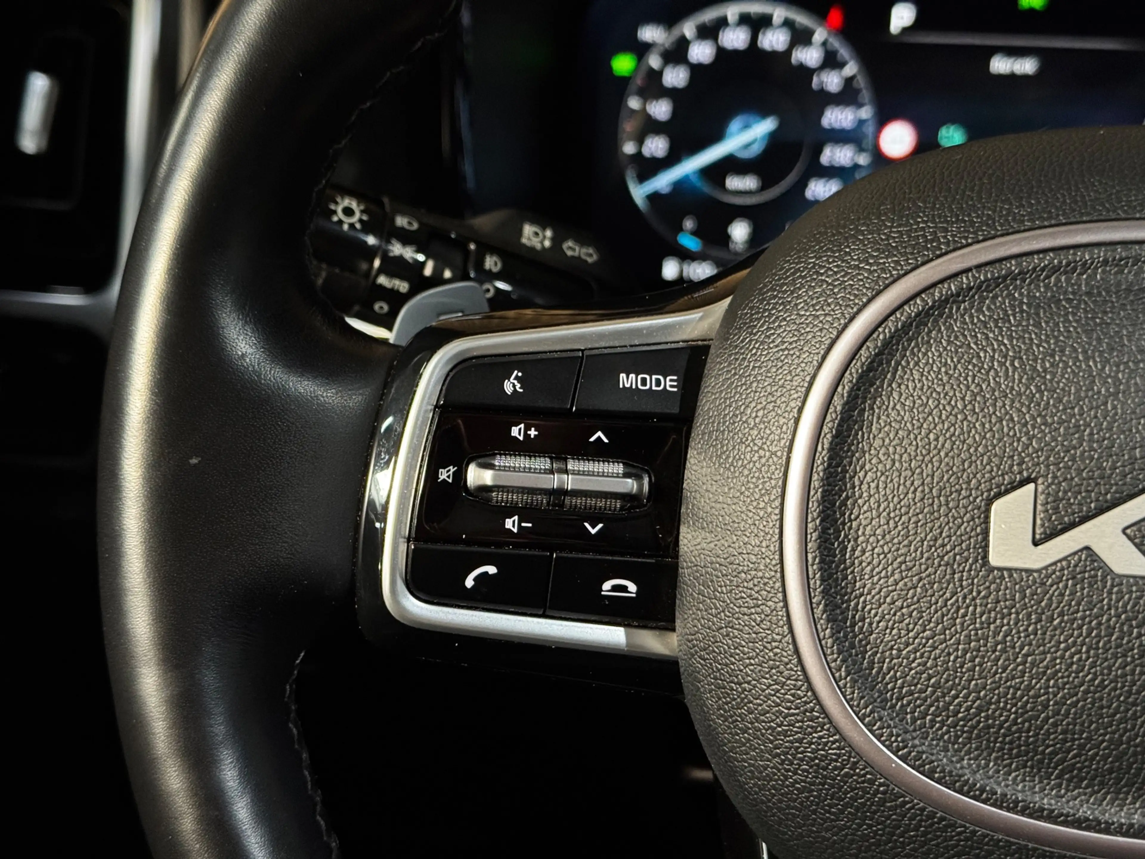 Kia Sorento 1.6 T-GDI Plug-in Hybrid 4WD ExecutiveLine 7p. BOM — photo 32