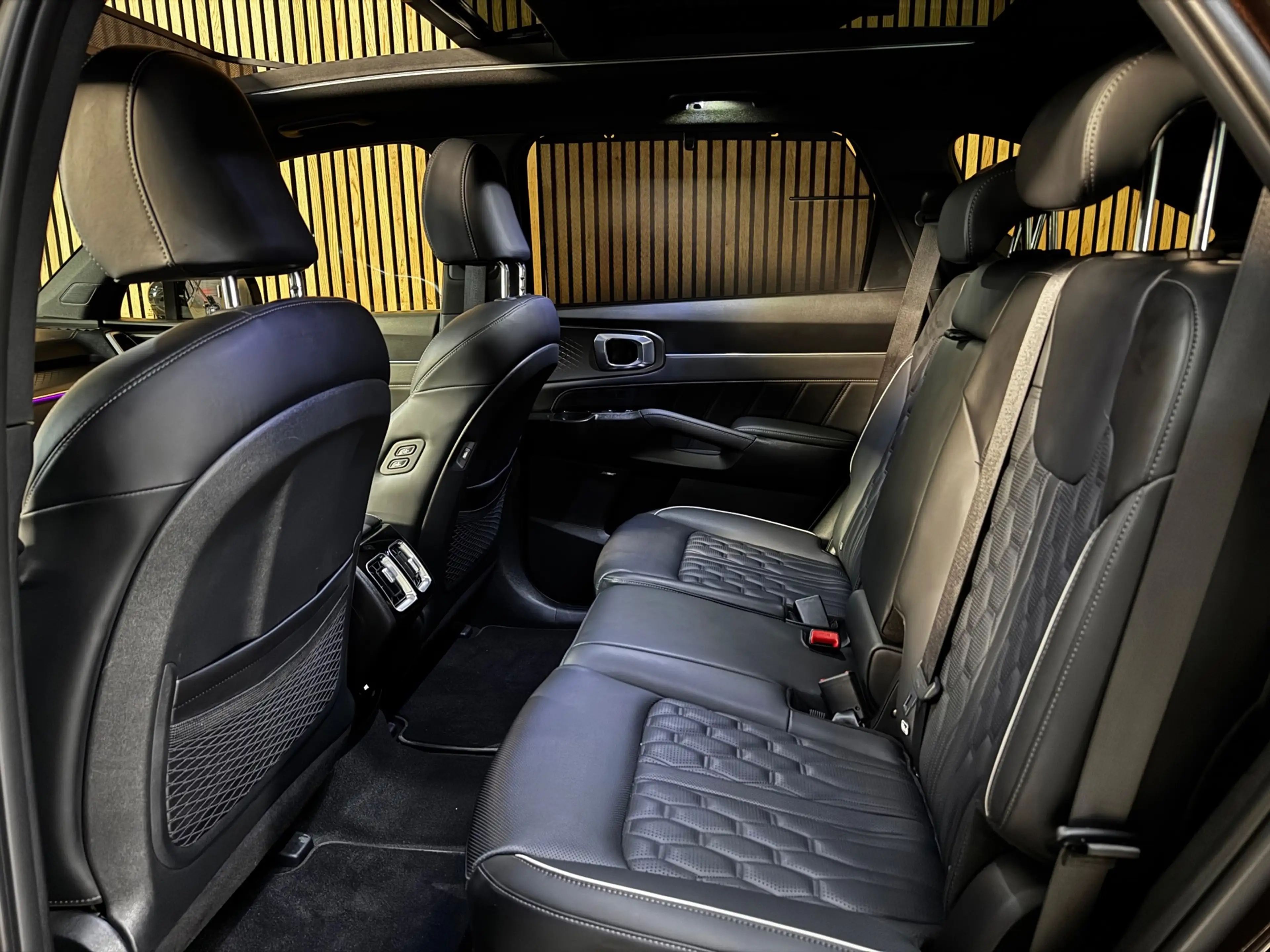 Kia Sorento 1.6 T-GDI Plug-in Hybrid 4WD ExecutiveLine 7p. BOM — photo 21