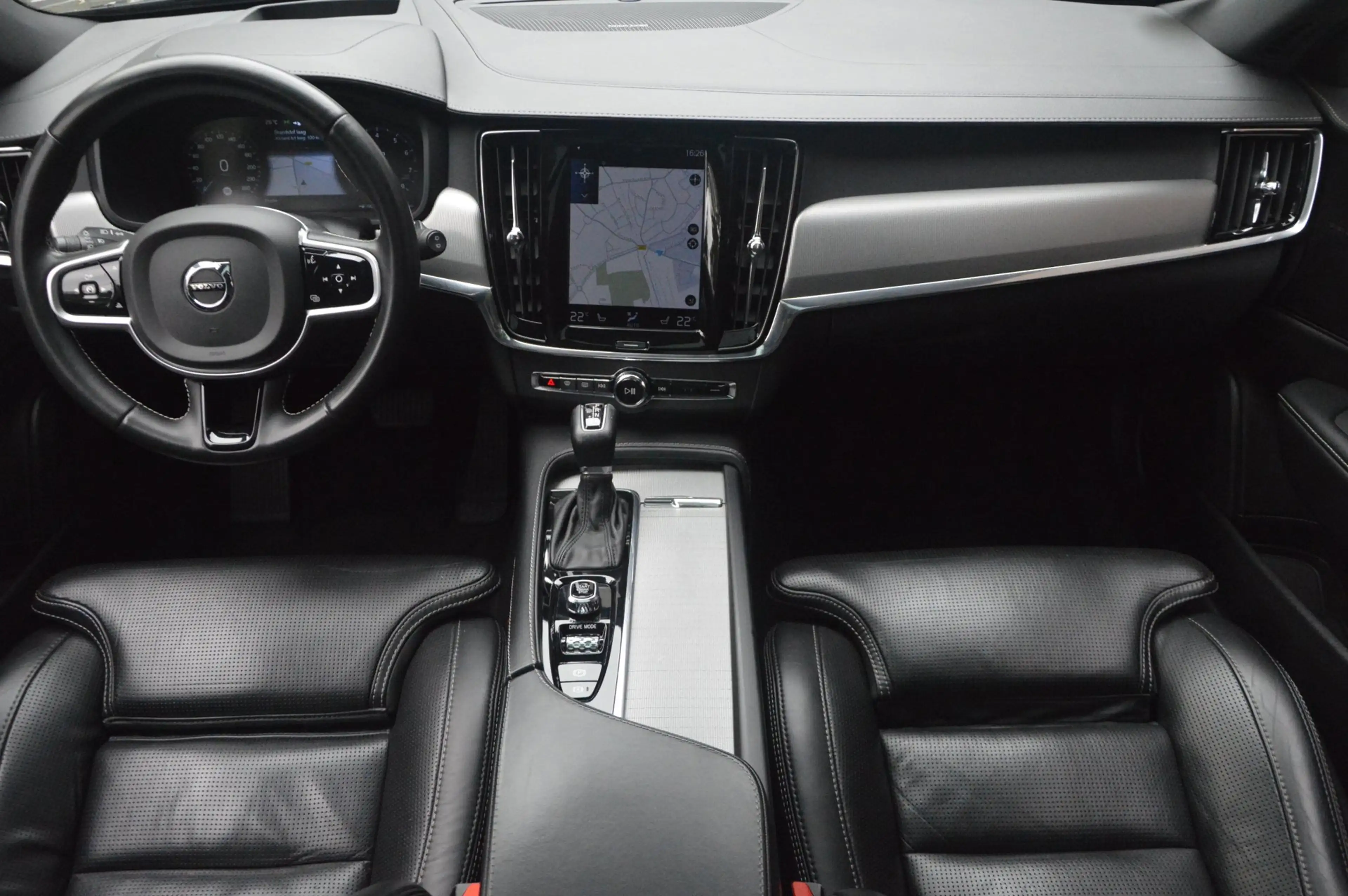 Volvo V90 T4 Inscription | Massage | Panorama dak | Standkac — photo 7