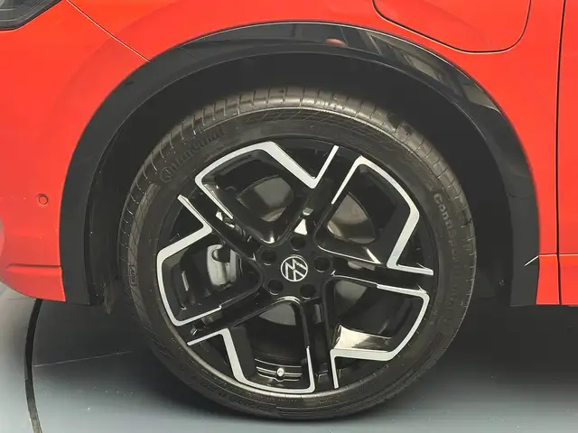 Volkswagen Tiguan view 9