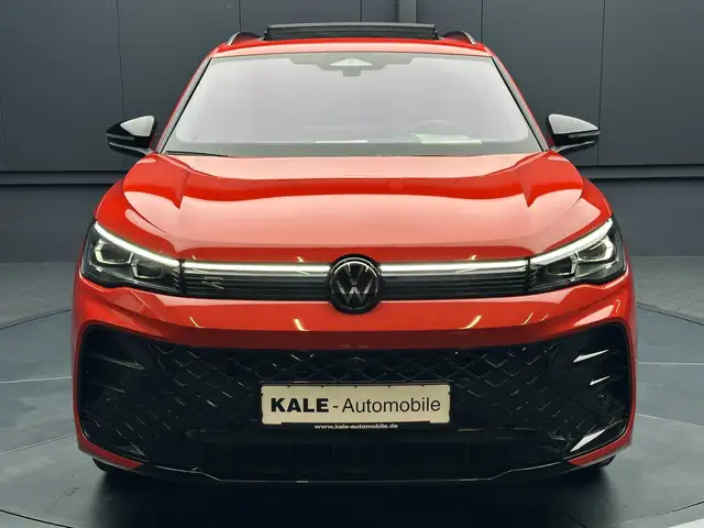 Volkswagen Tiguan view 8