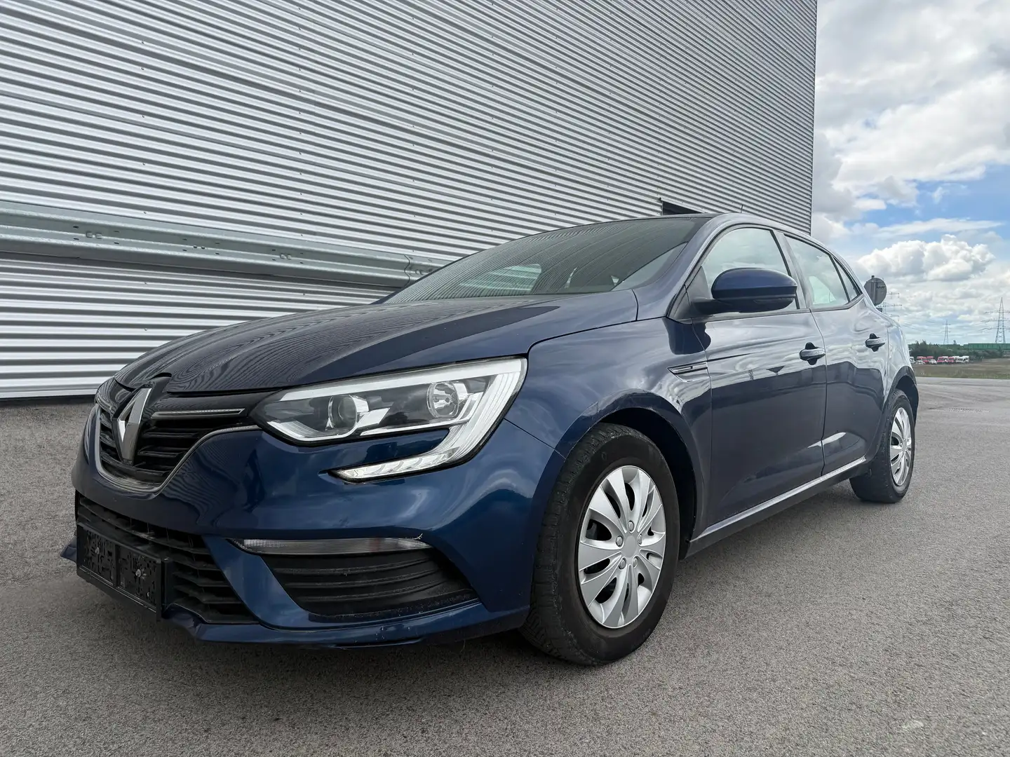 Renault Megane Life Energy TCe 100 ID:105 Blau - 2