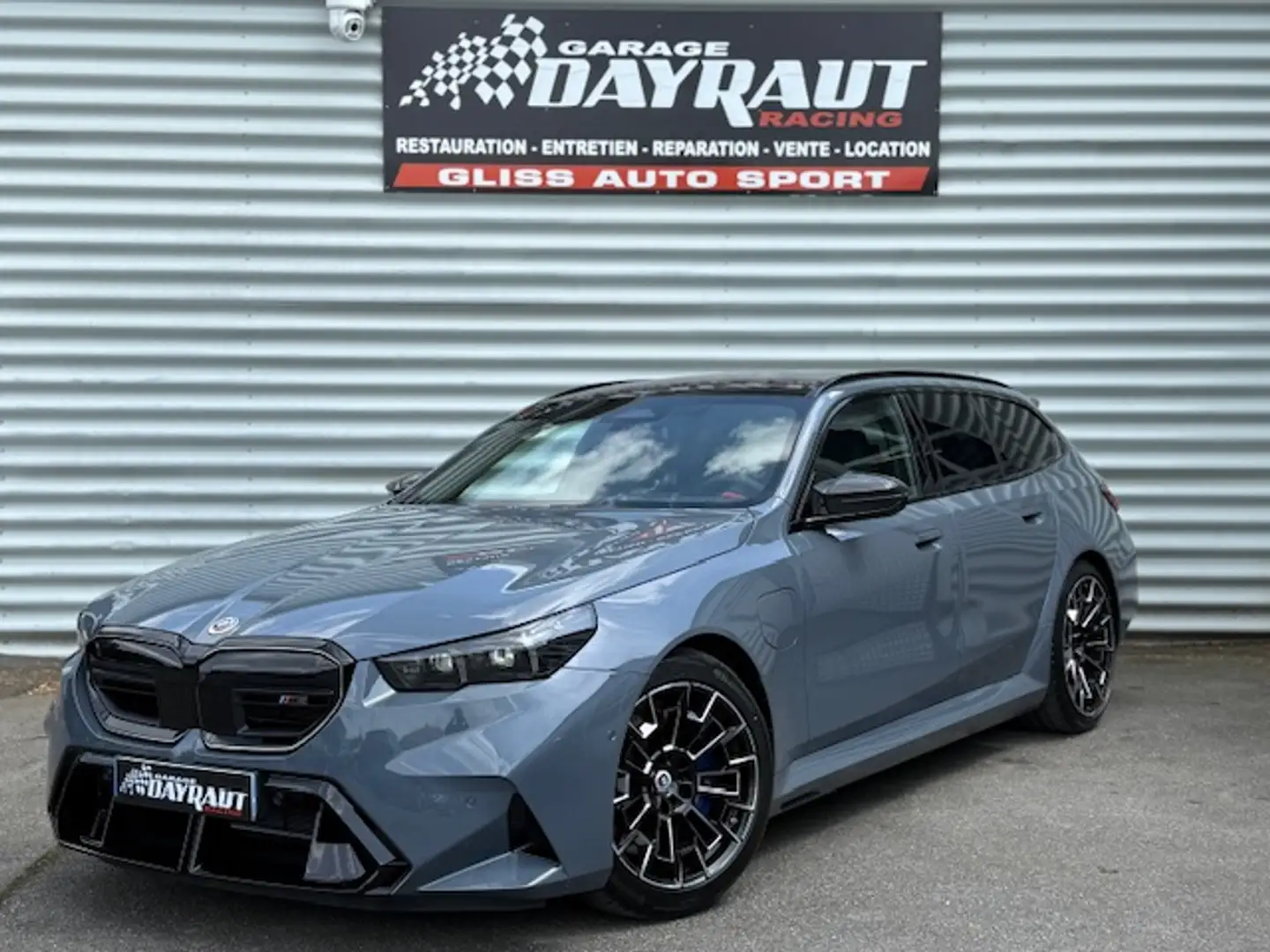 BMW M5 TOURING G99 727CV INDIVIDUAL FRANCAISE MALUS PAYE  Gris - 1