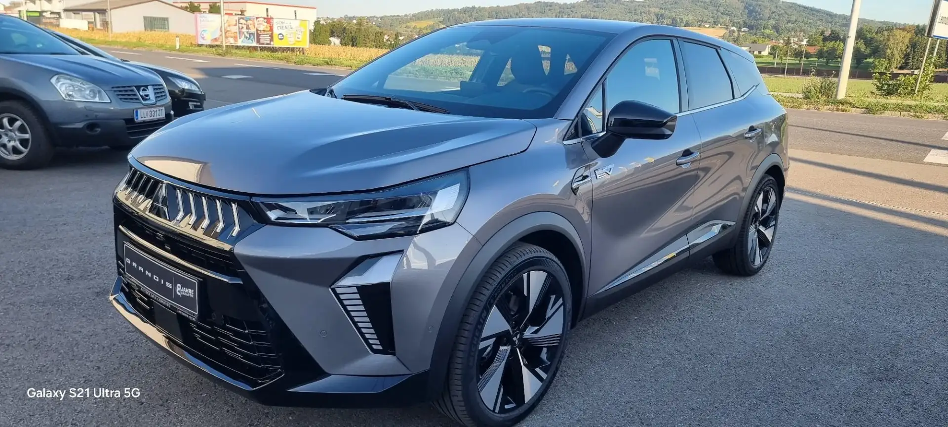 Mitsubishi Grandis 1,8 HEV Intense Grau - 1