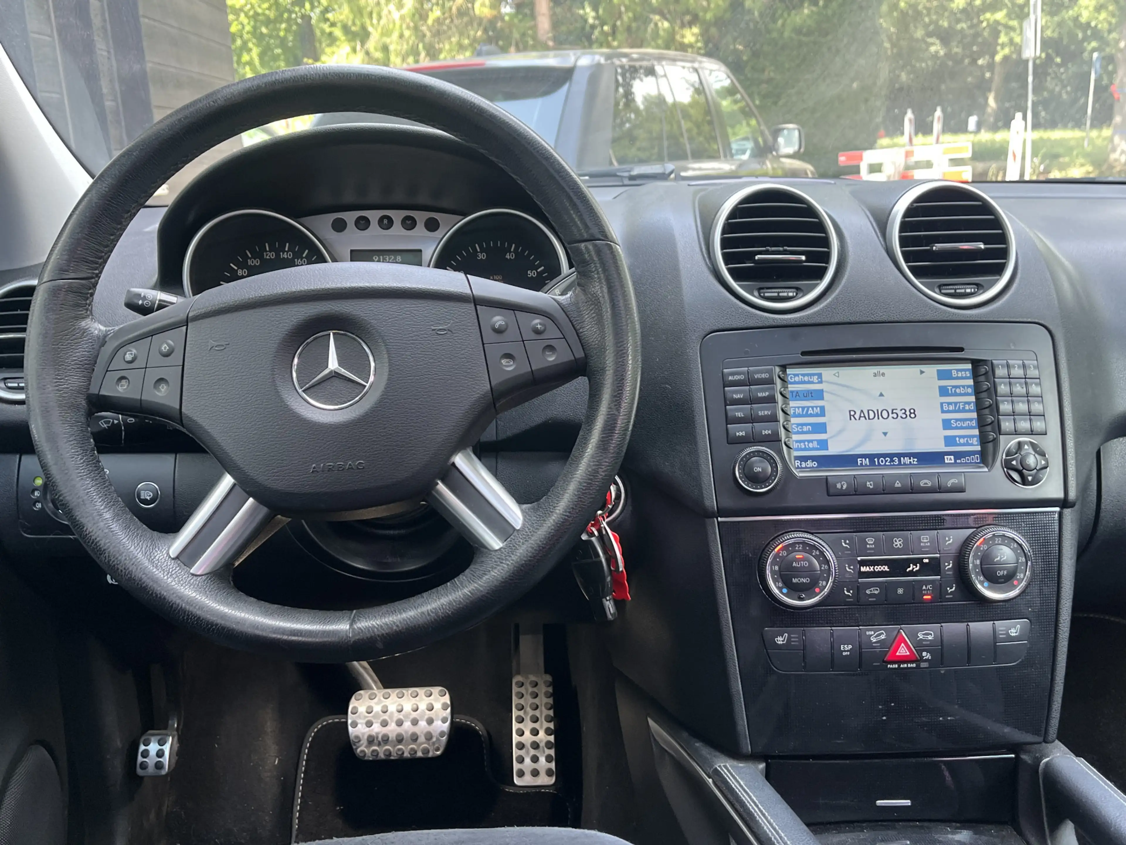 Mercedes-Benz ML 500 M-klasse Aut/Ecc/Leer/Navi/Dak/Trekhaak — photo 8