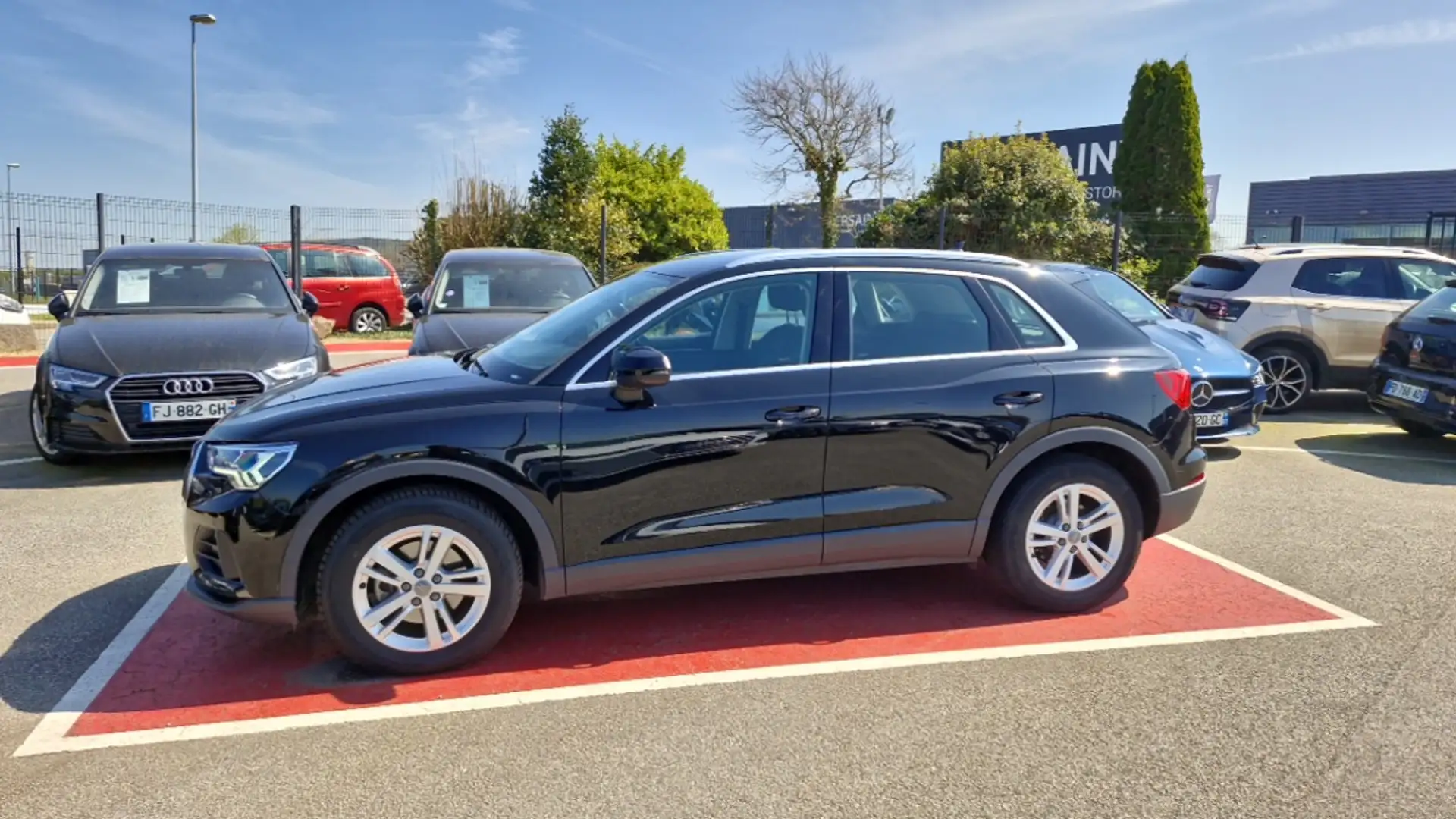 Audi Q3 35 TDI 150 CH S tronic 7 BUSINESS LINE Noir - 2