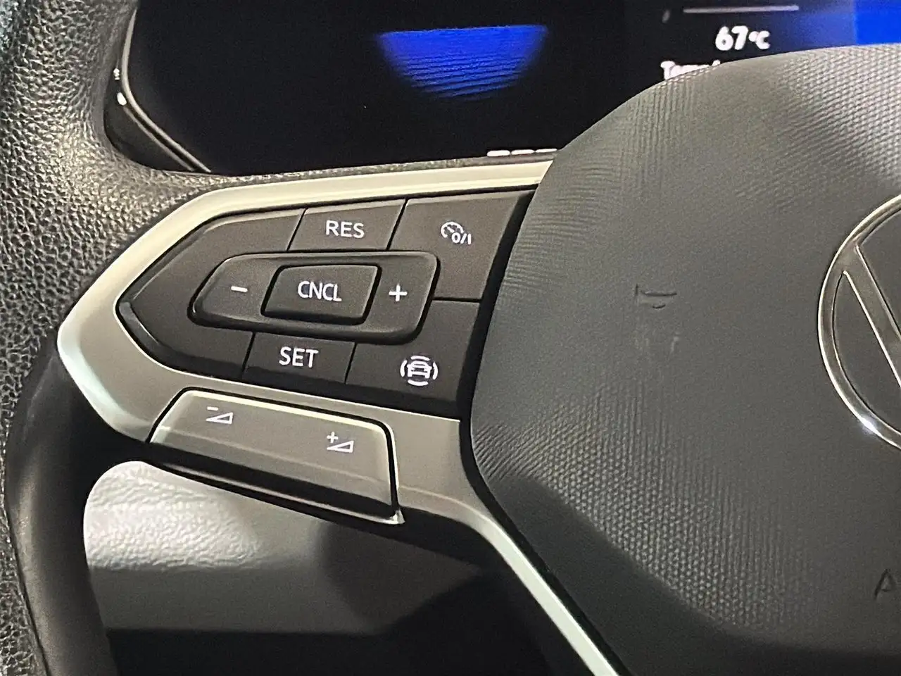Volkswagen Taos снимка Volkswagen Taos