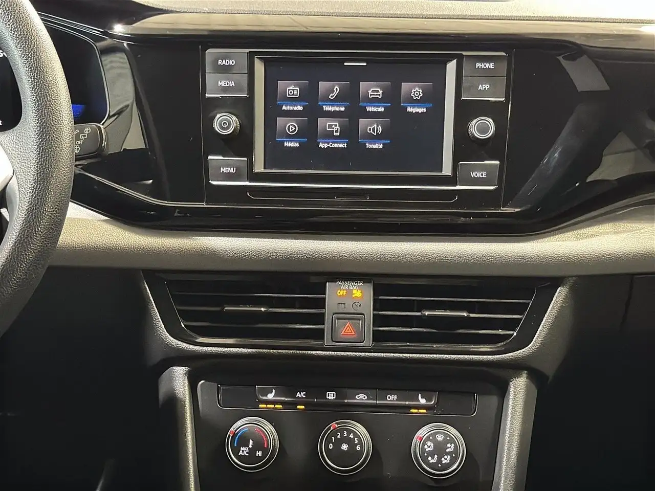 Volkswagen Taos снимка Volkswagen Taos