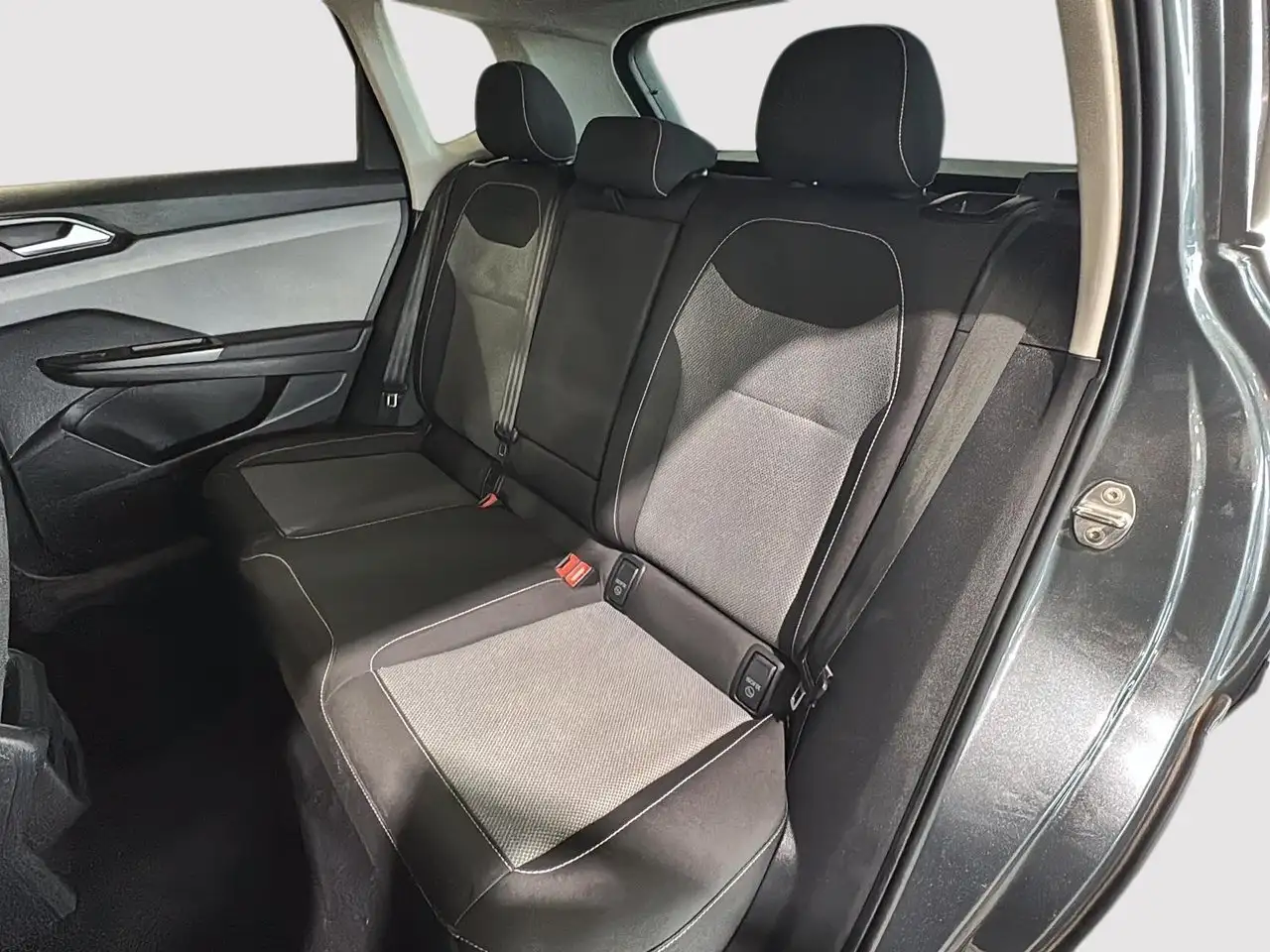 Volkswagen Taos снимка Volkswagen Taos