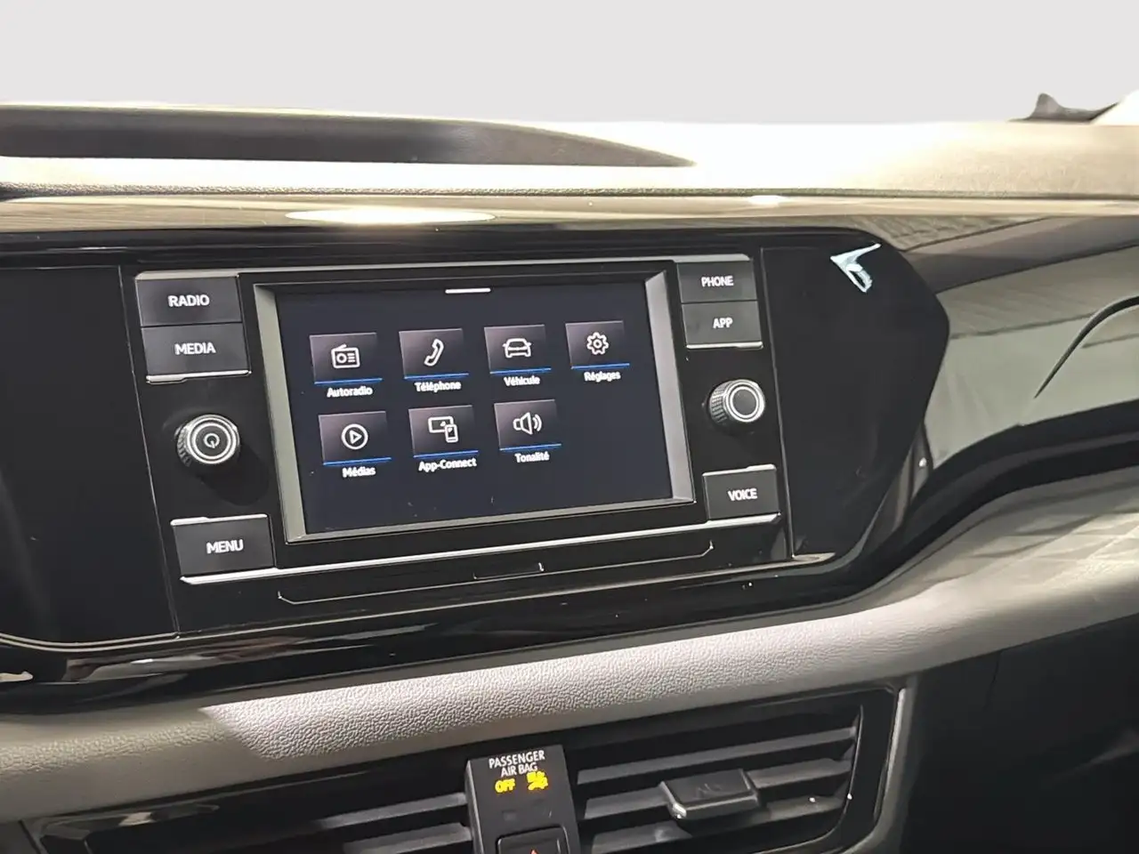 Volkswagen Taos снимка Volkswagen Taos