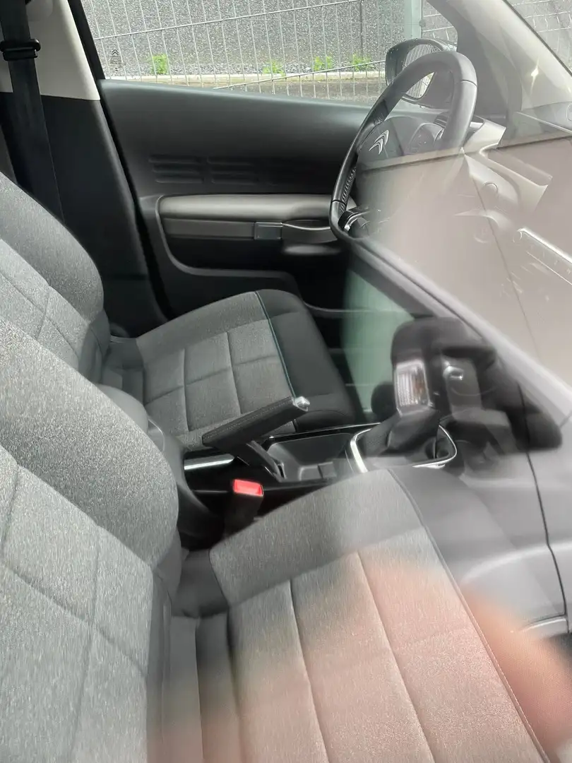 Citroen C4 Cactus 1.2+PureTech+Feel+(EU6.2) Paars - 1