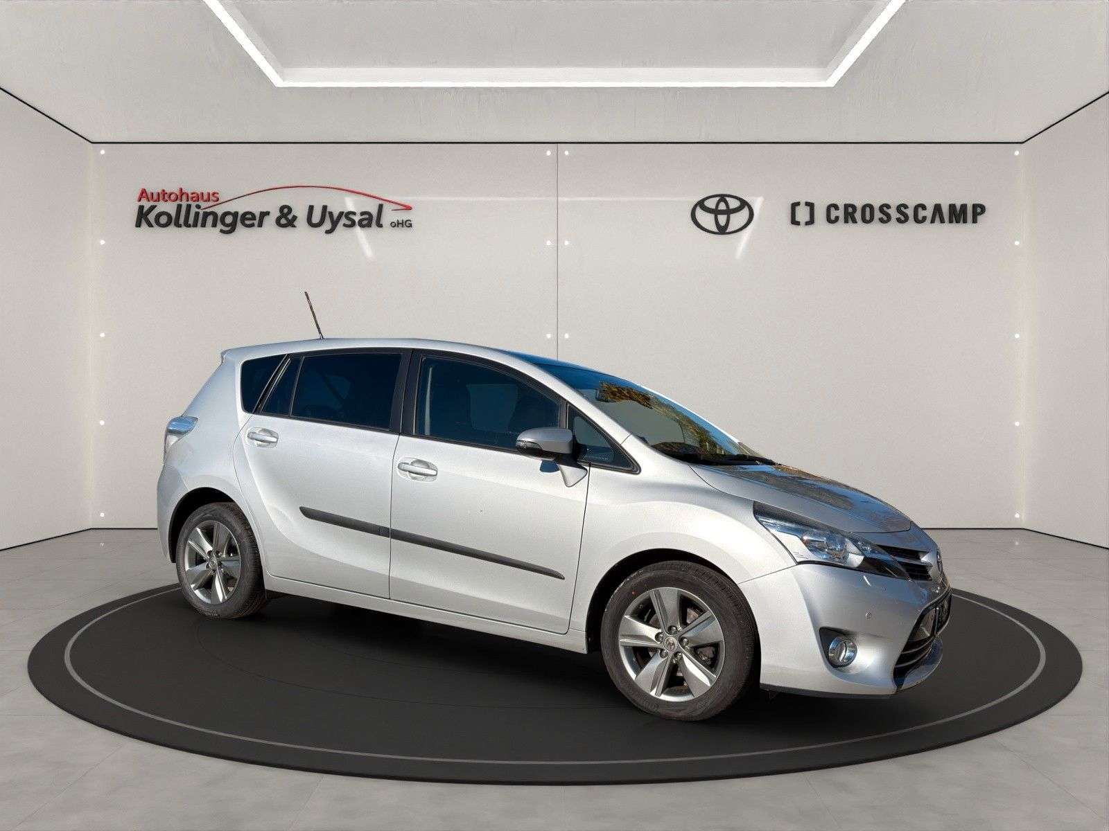 2016 Toyota VERSO