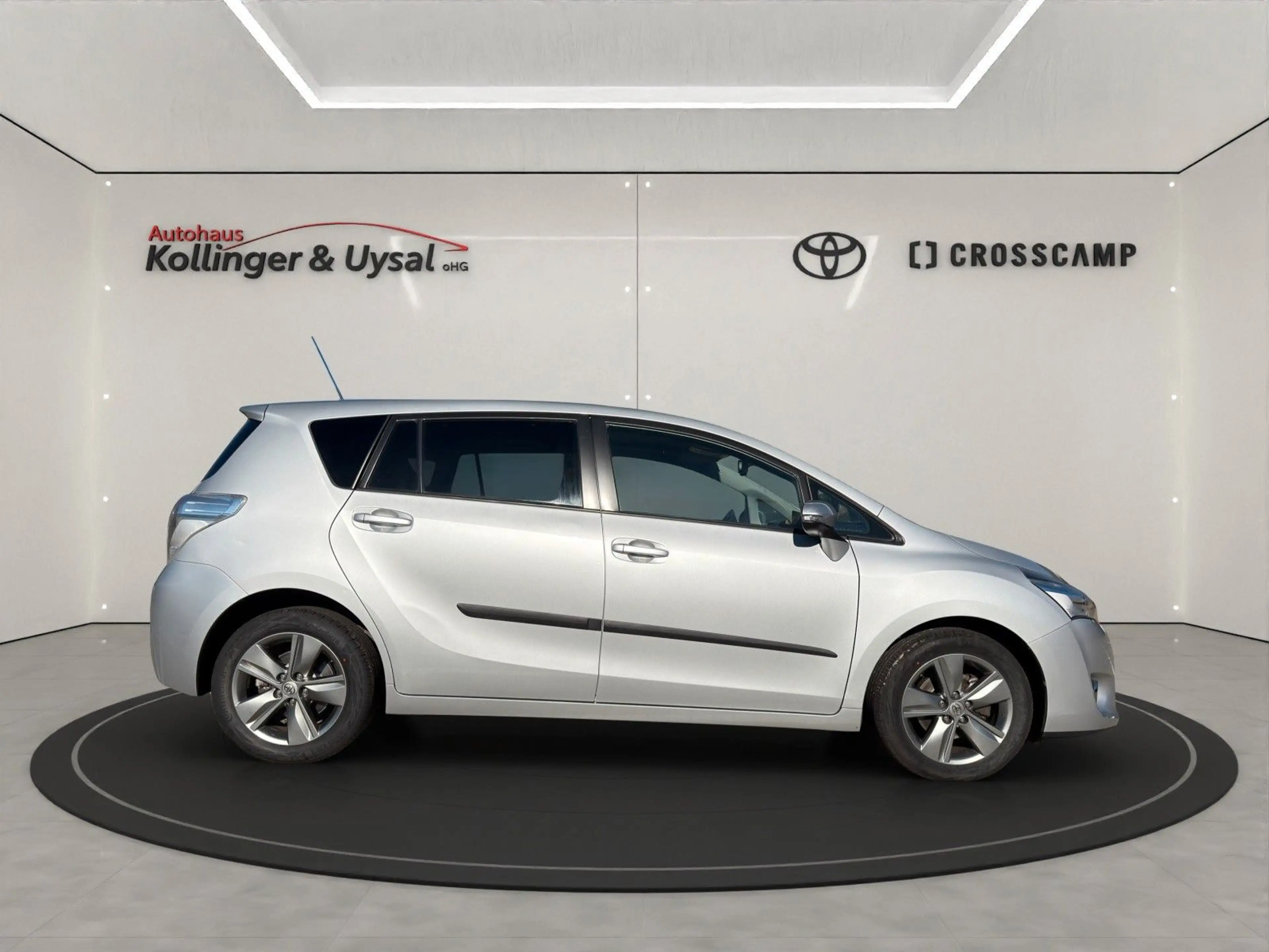 Toyota Verso Executive Garantie bis 02.2031Standheizung — photo 3