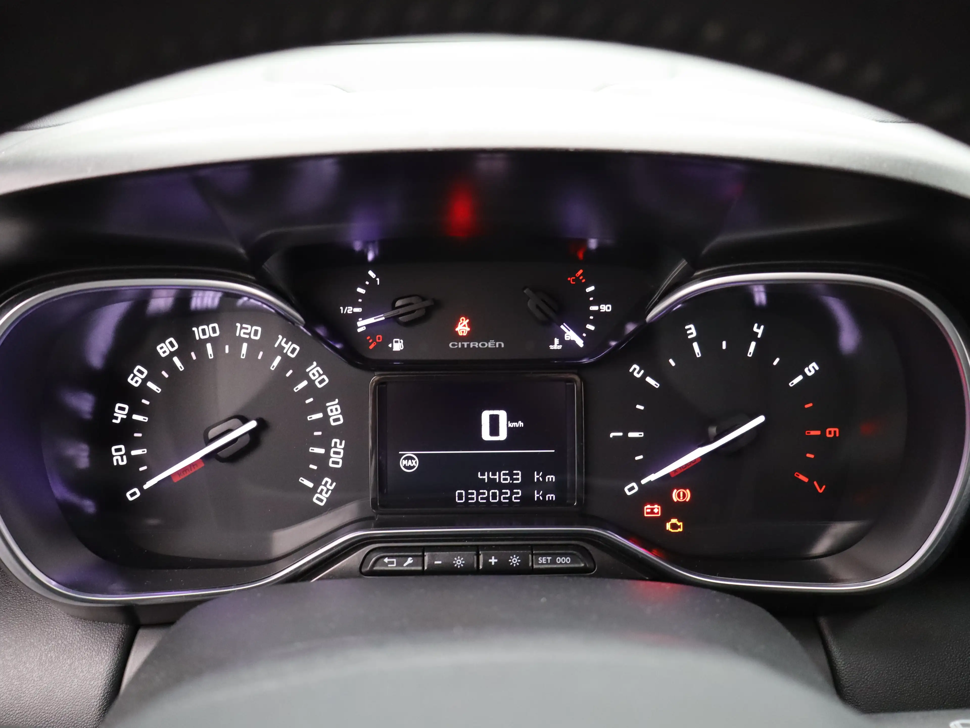 Citroen C3 Aircross 1.2 PureTech Shine | Achteruitrijcamera | Cruise C — photo 34