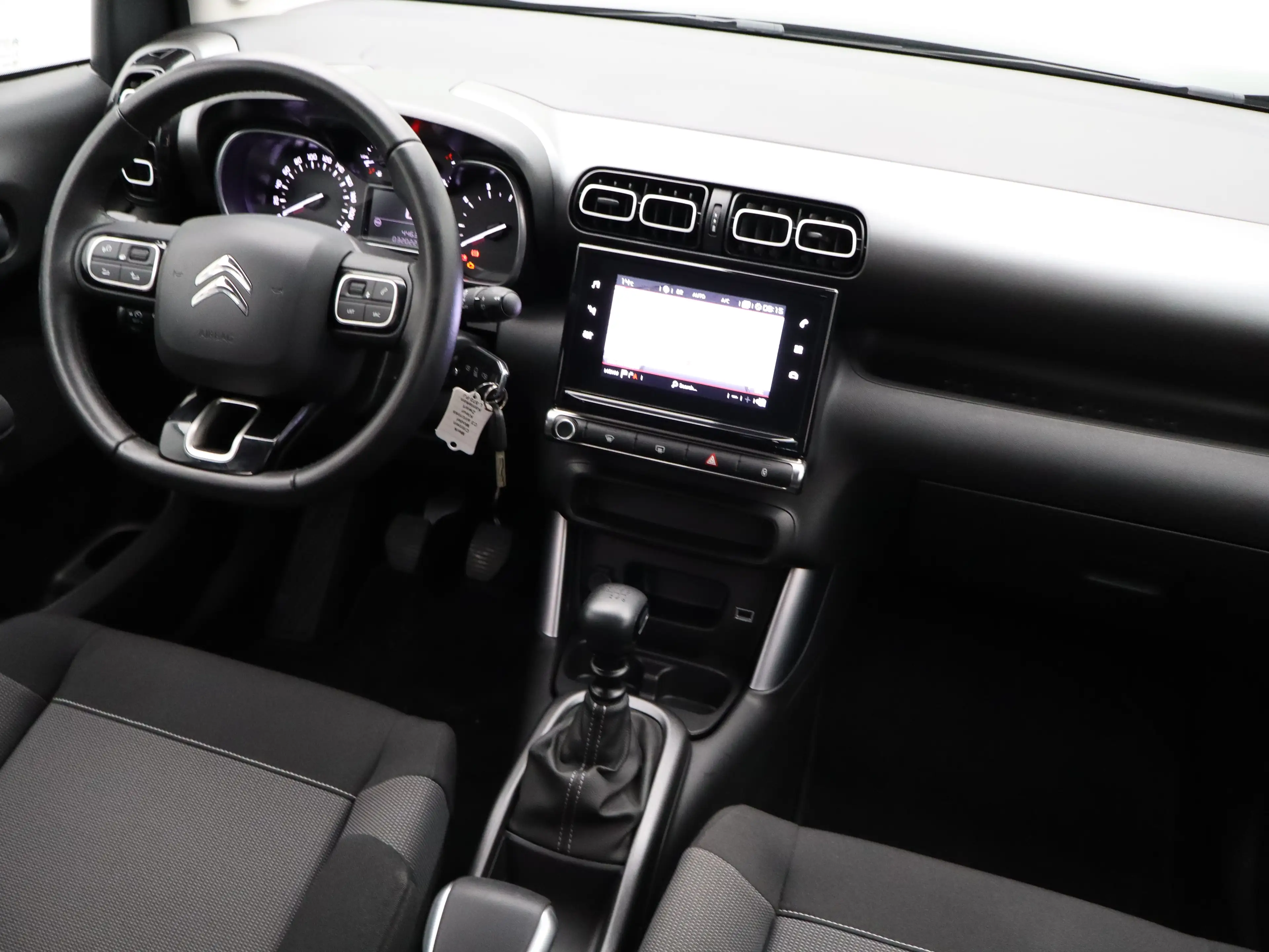 Citroen C3 Aircross 1.2 PureTech Shine | Achteruitrijcamera | Cruise C — photo 11