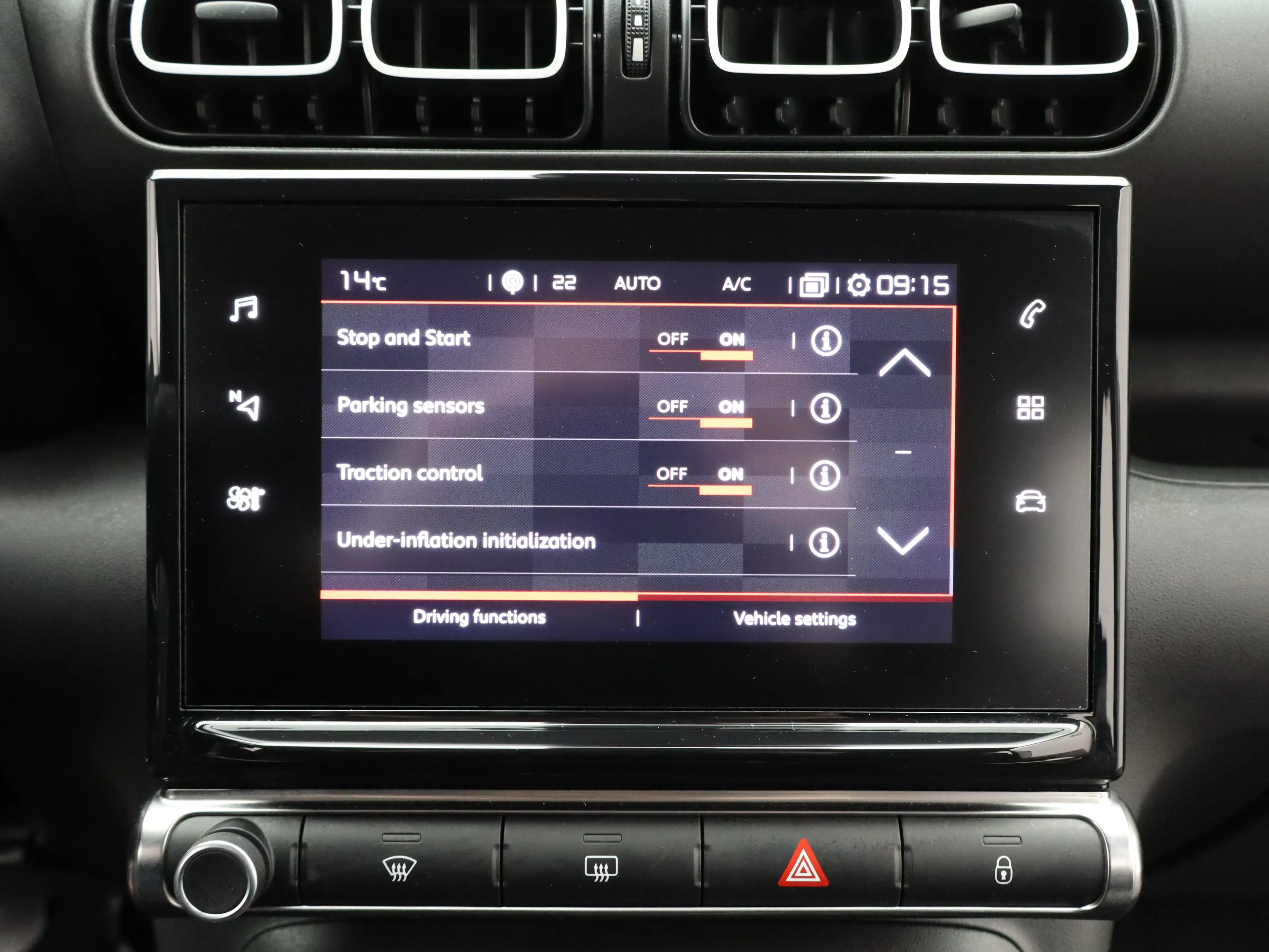 Citroen C3 Aircross 1.2 PureTech Shine | Achteruitrijcamera | Cruise C — photo 27