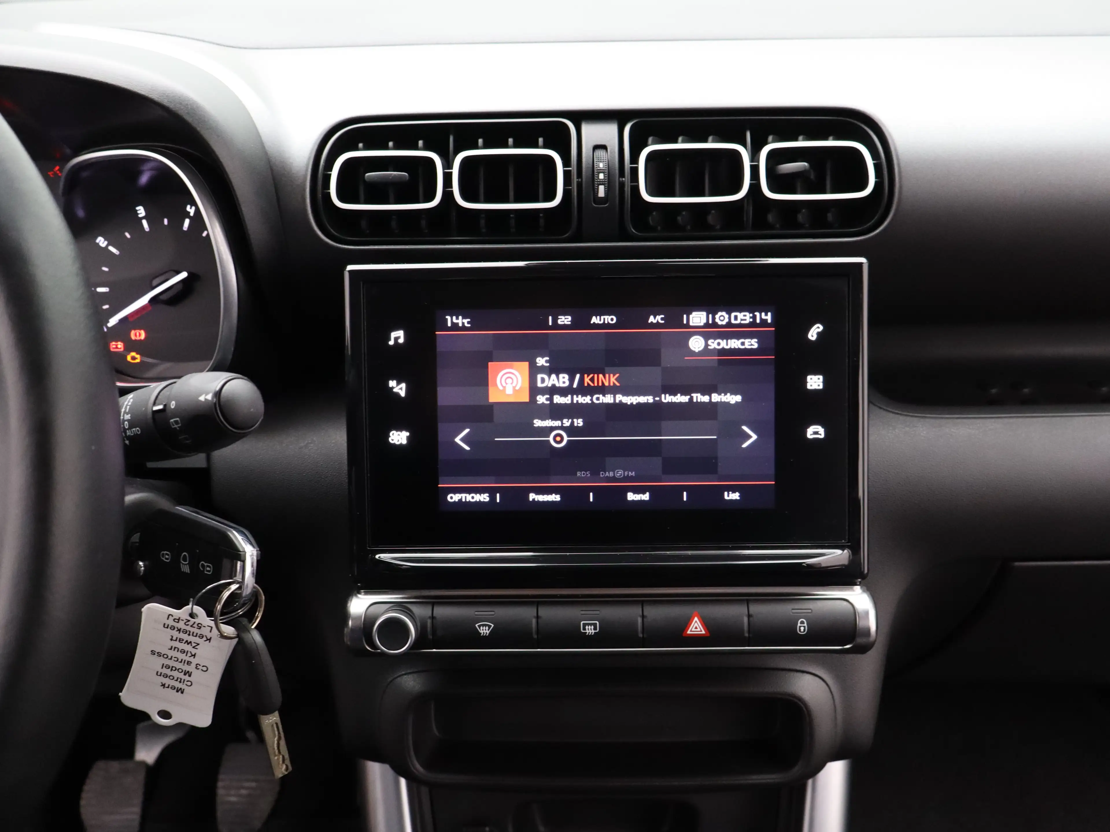 Citroen C3 Aircross 1.2 PureTech Shine | Achteruitrijcamera | Cruise C — photo 37