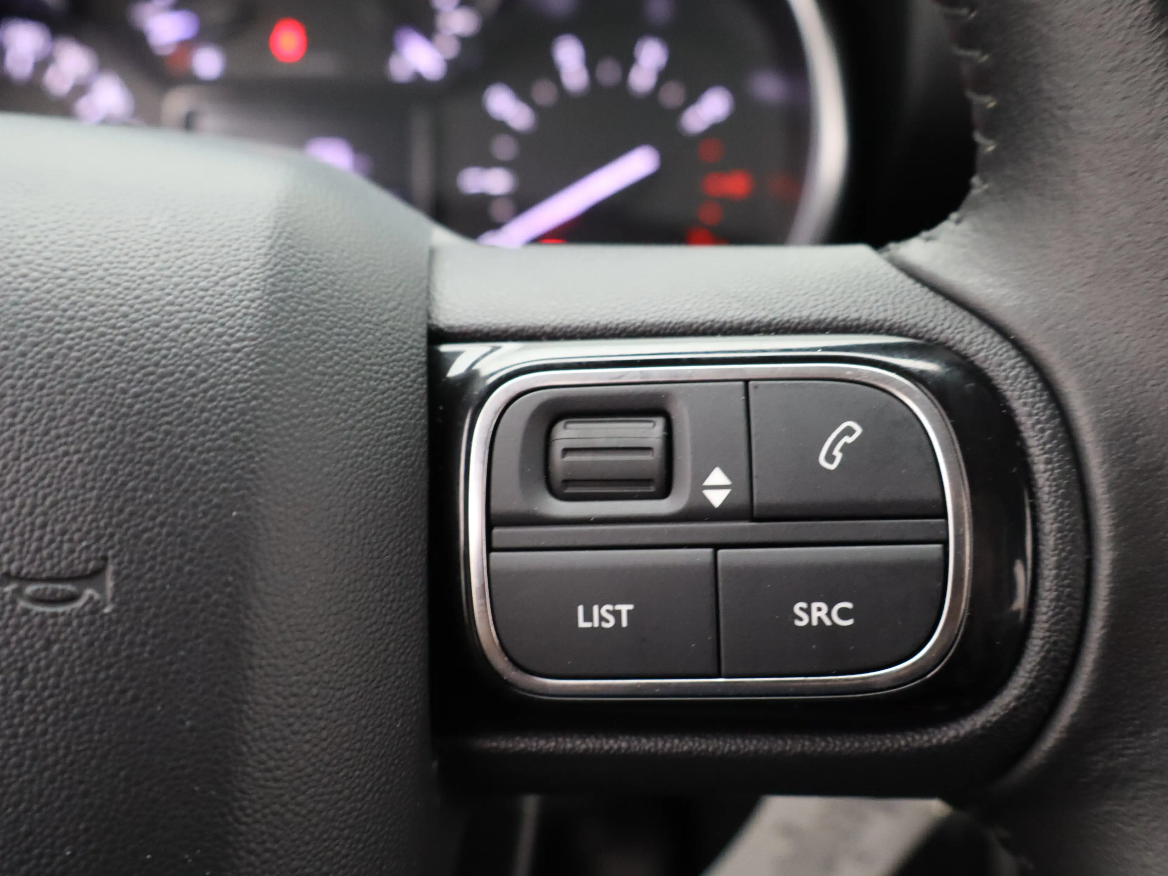 Citroen C3 Aircross 1.2 PureTech Shine | Achteruitrijcamera | Cruise C — photo 5