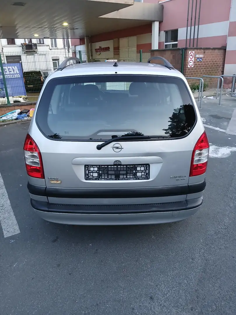 Opel Zafira 1.8i XE 16v Comfort - 2