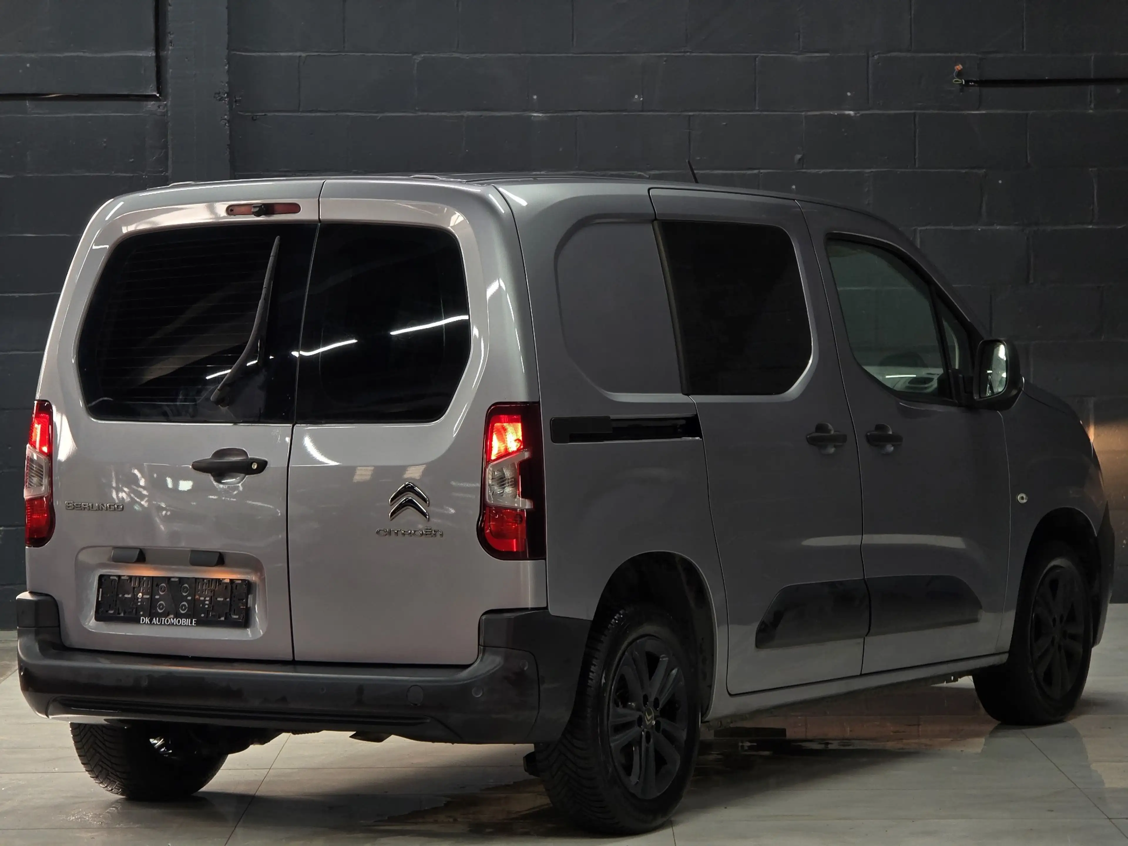 Citroen Berlingo 1.5HDi * 3 places * Automatique * TVA * Garantie * — photo 2