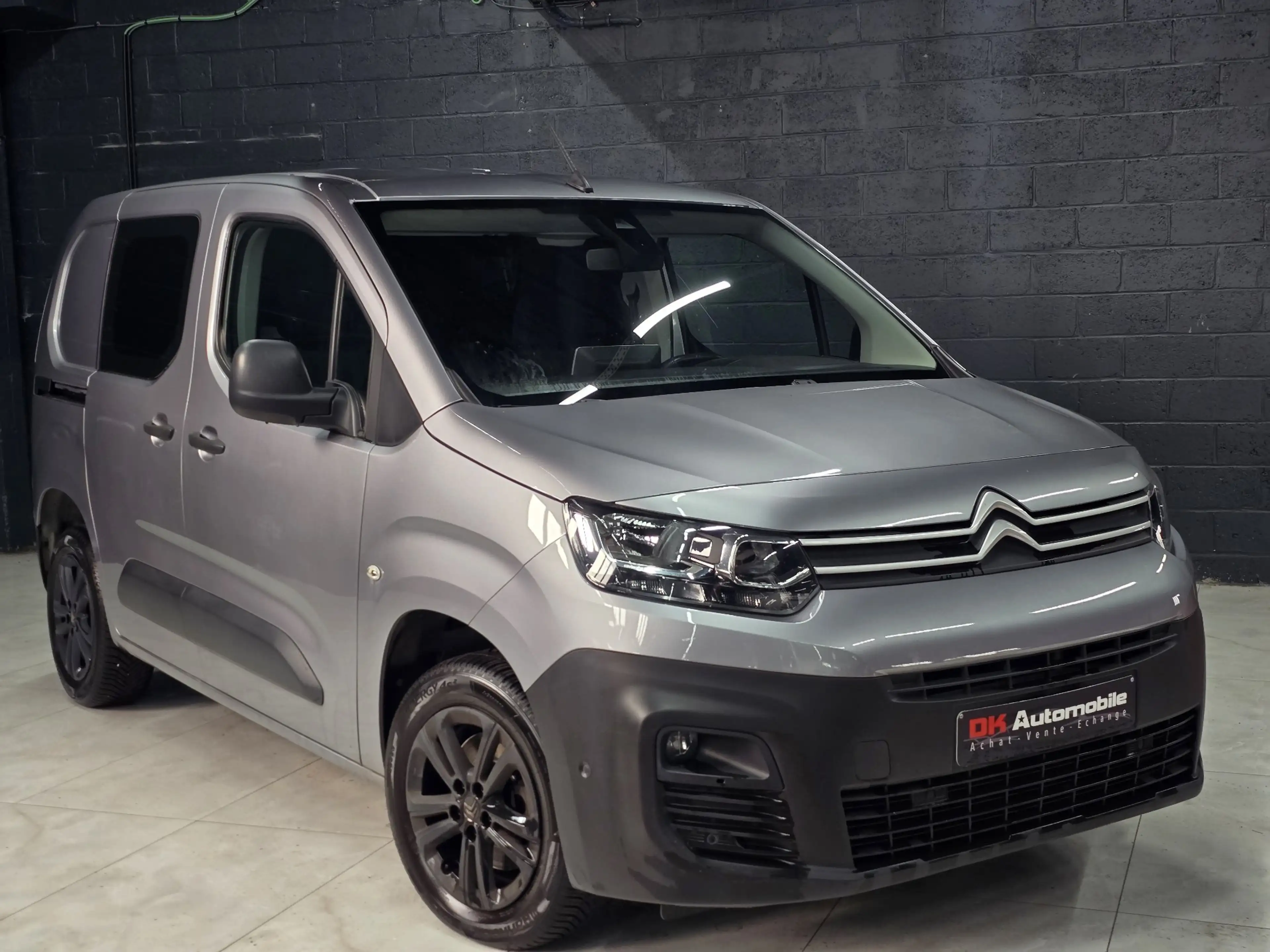 Citroen Berlingo 1.5HDi * 3 places * Automatique * TVA * Garantie *