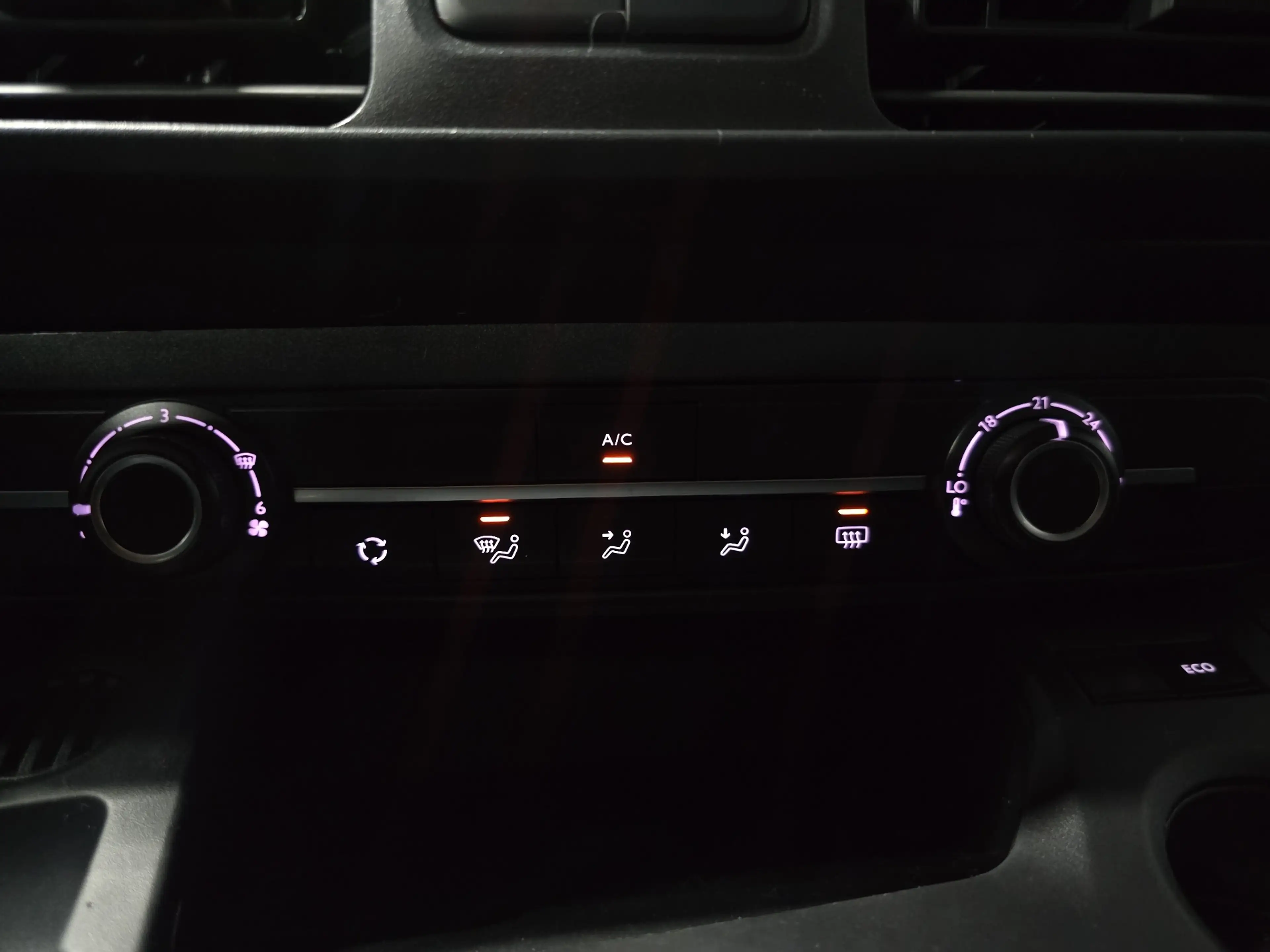 Citroen Berlingo 1.5HDi * 3 places * Automatique * TVA * Garantie * — photo 14