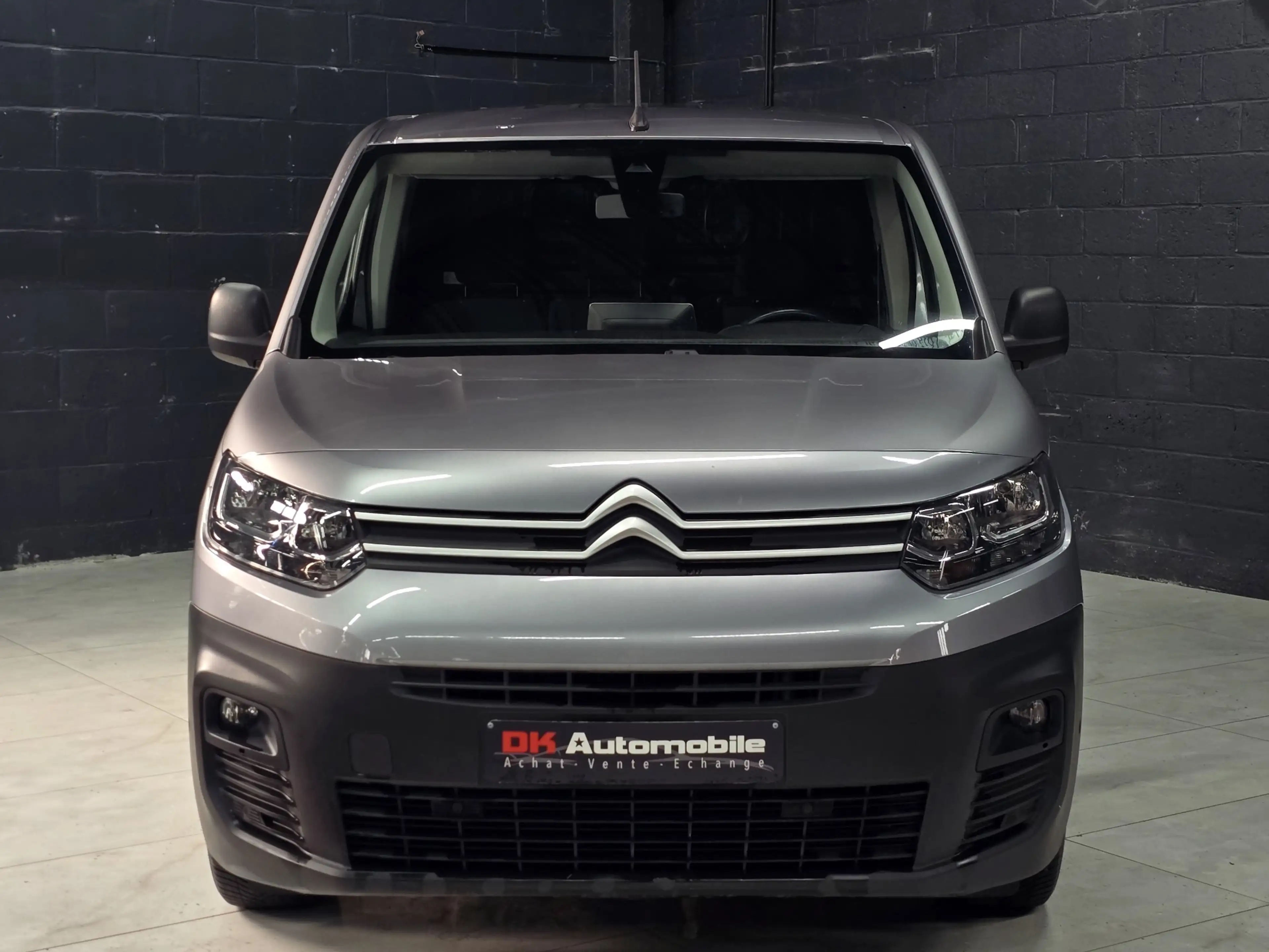 Citroen Berlingo 1.5HDi * 3 places * Automatique * TVA * Garantie * — photo 6
