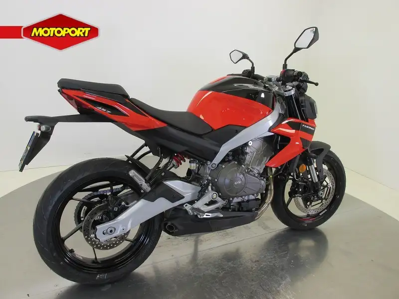 Aprilia Tuono - foto 5