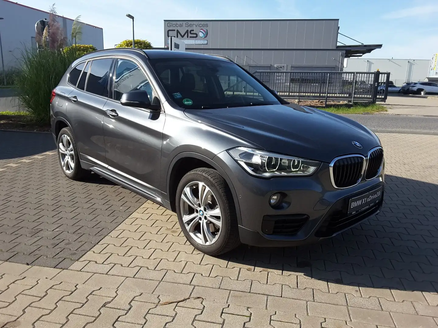 BMW X1 xDrive 20i,Sport Line,Navi,Alu,Klima,PDC,LED, Grau - 2
